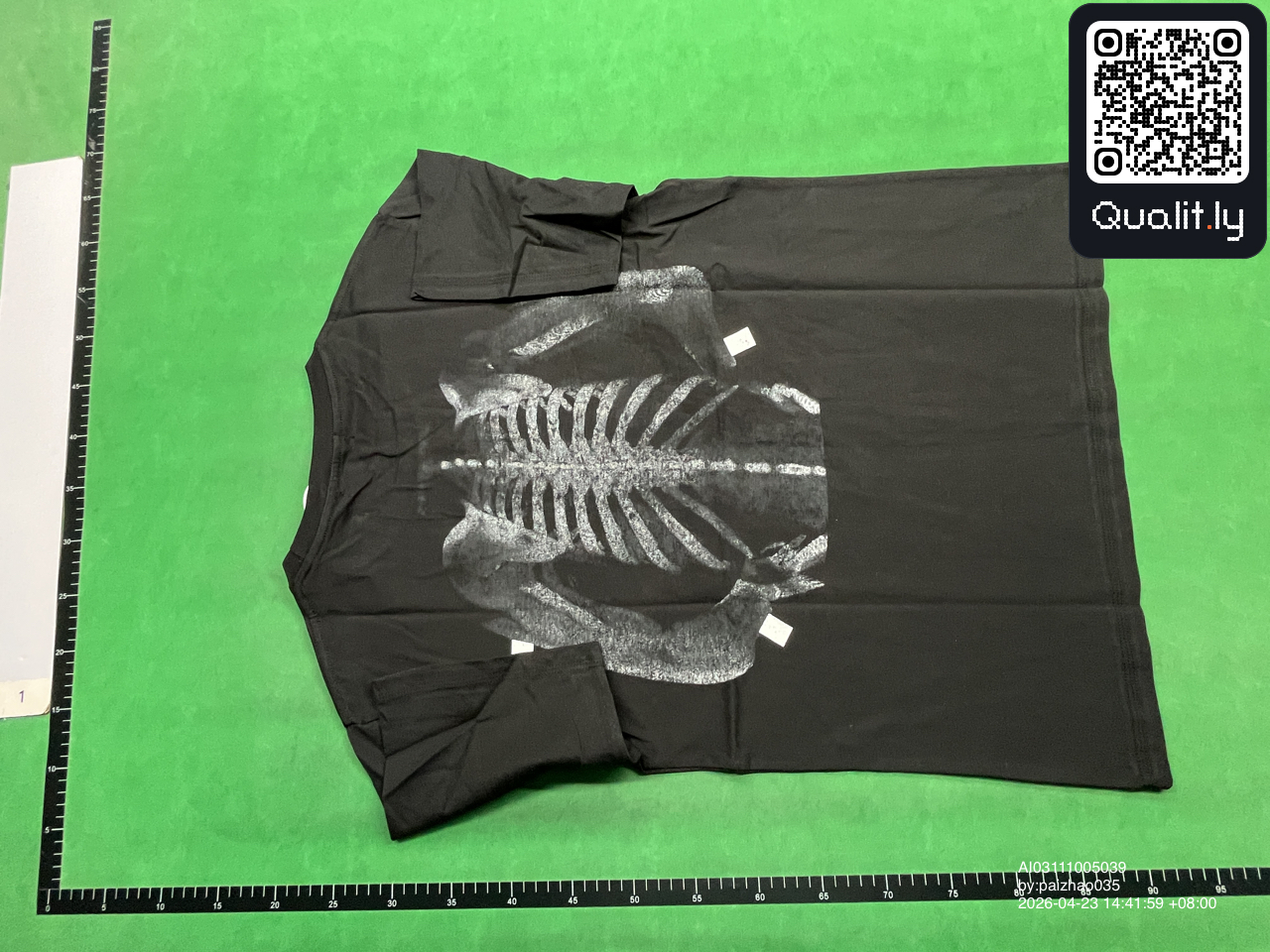 T恤 QC 照片 3 / 10