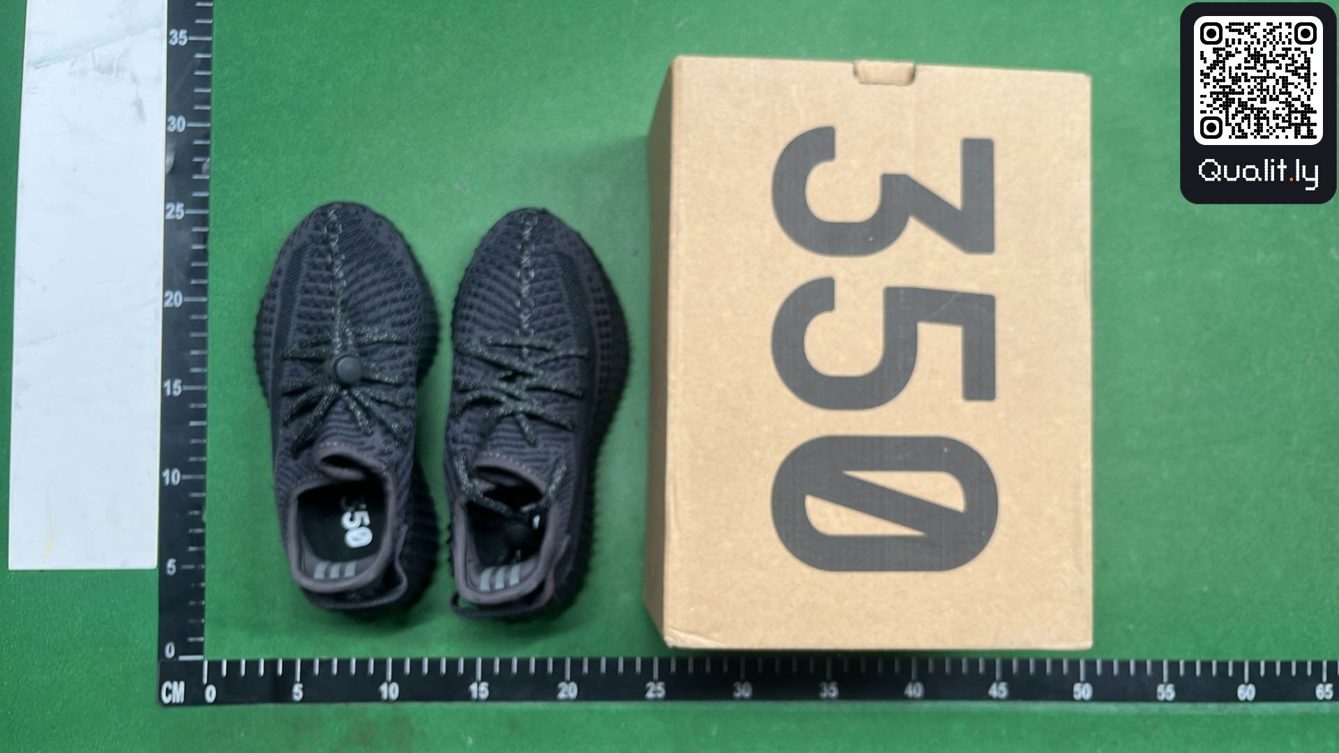 Sneakers QC photo 1 of 18