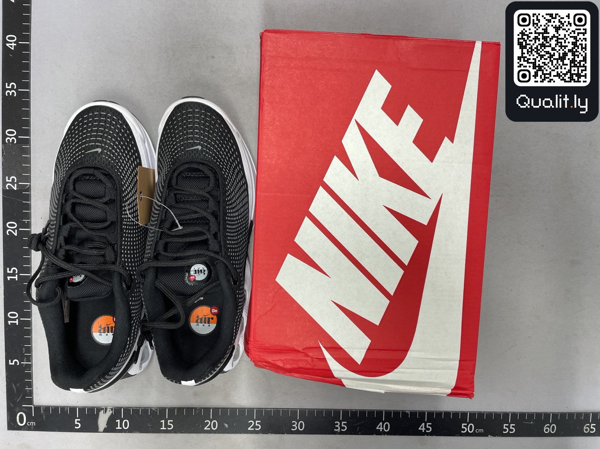 Sneakersy — zdjęcie QC 1 z 10