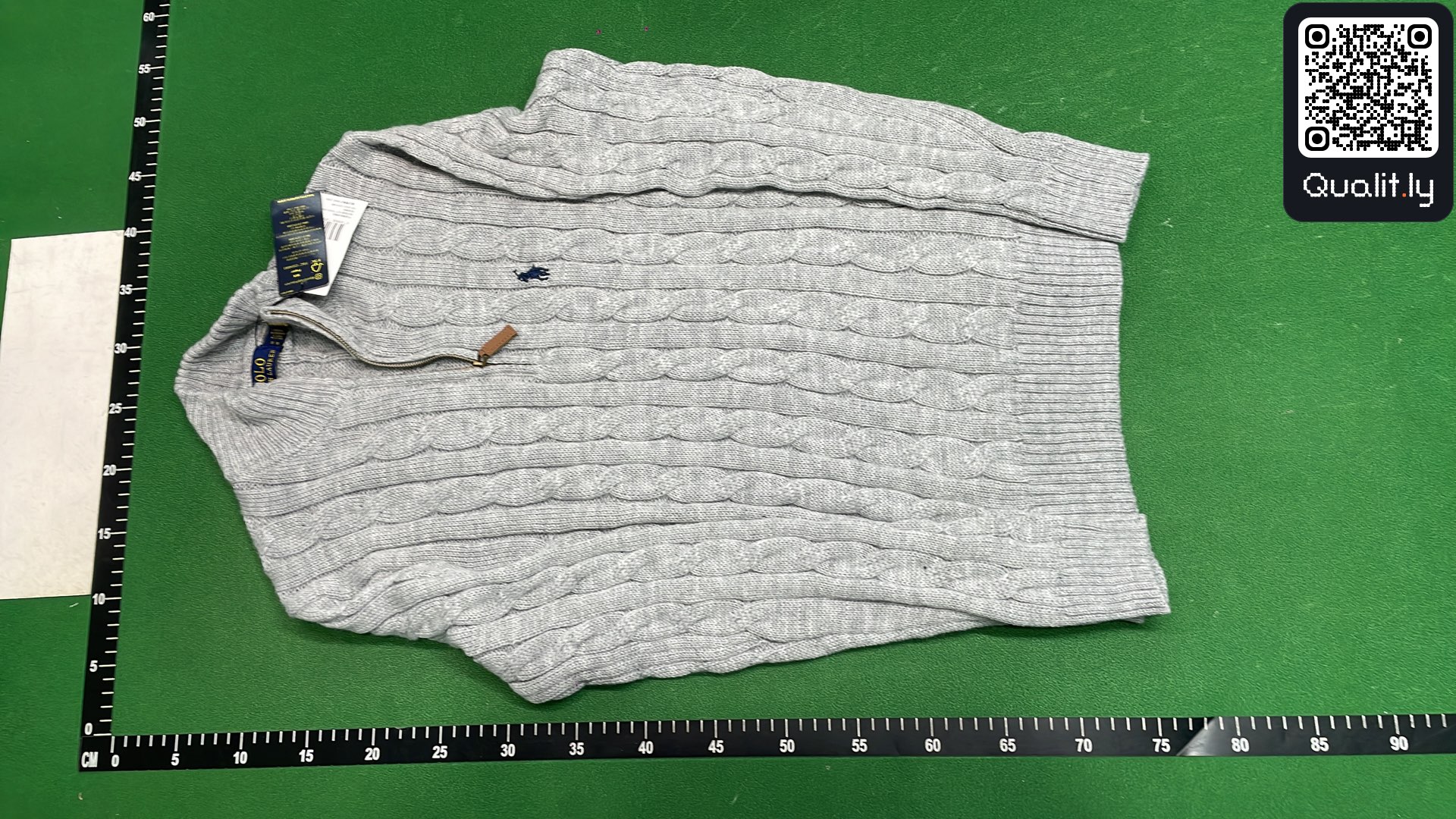 Sweater QC photo 2 of 16