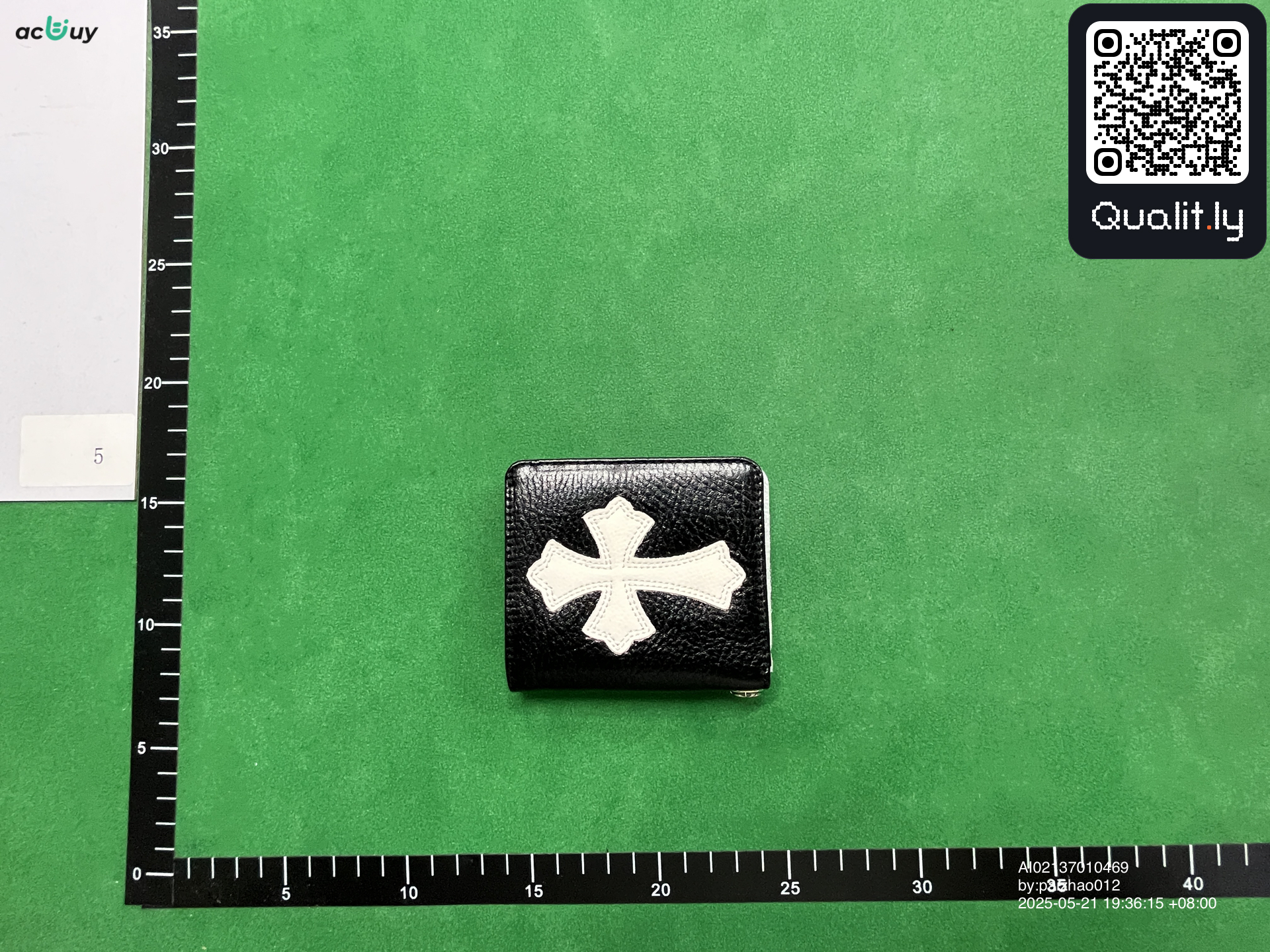 Wallet QC photo 3 of 29