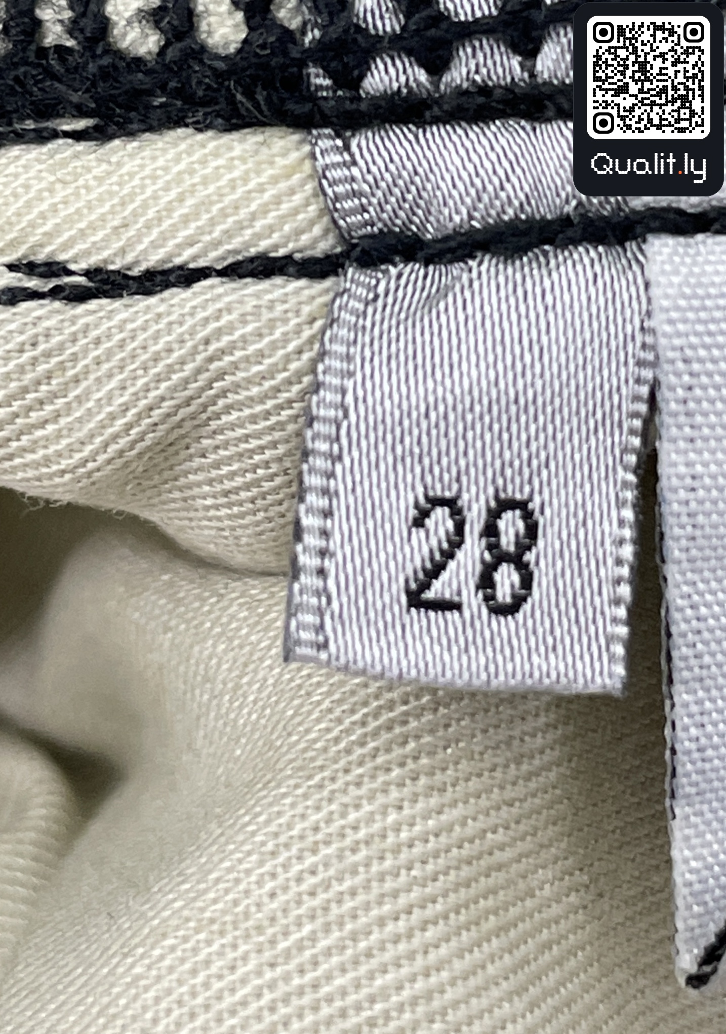Jeans — QC-foto 2 av 5