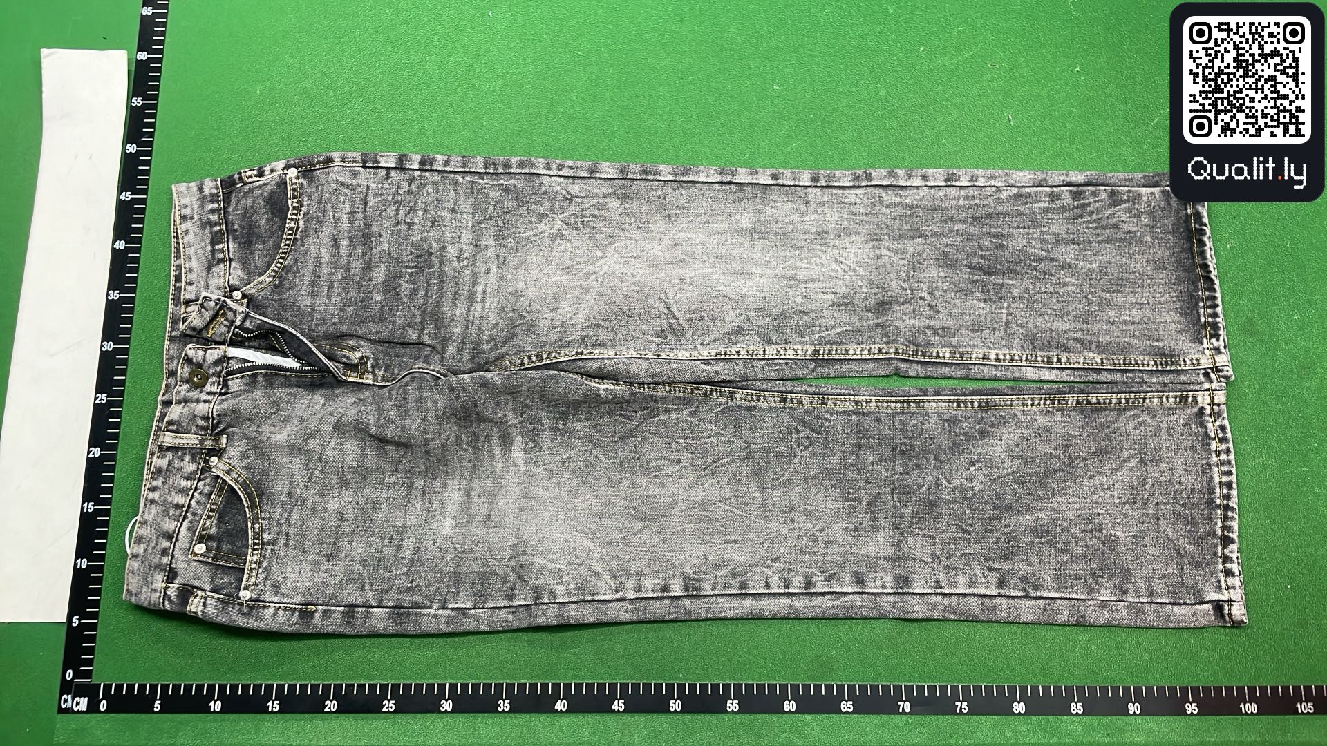 Jeans — QC-Foto 2 von 4