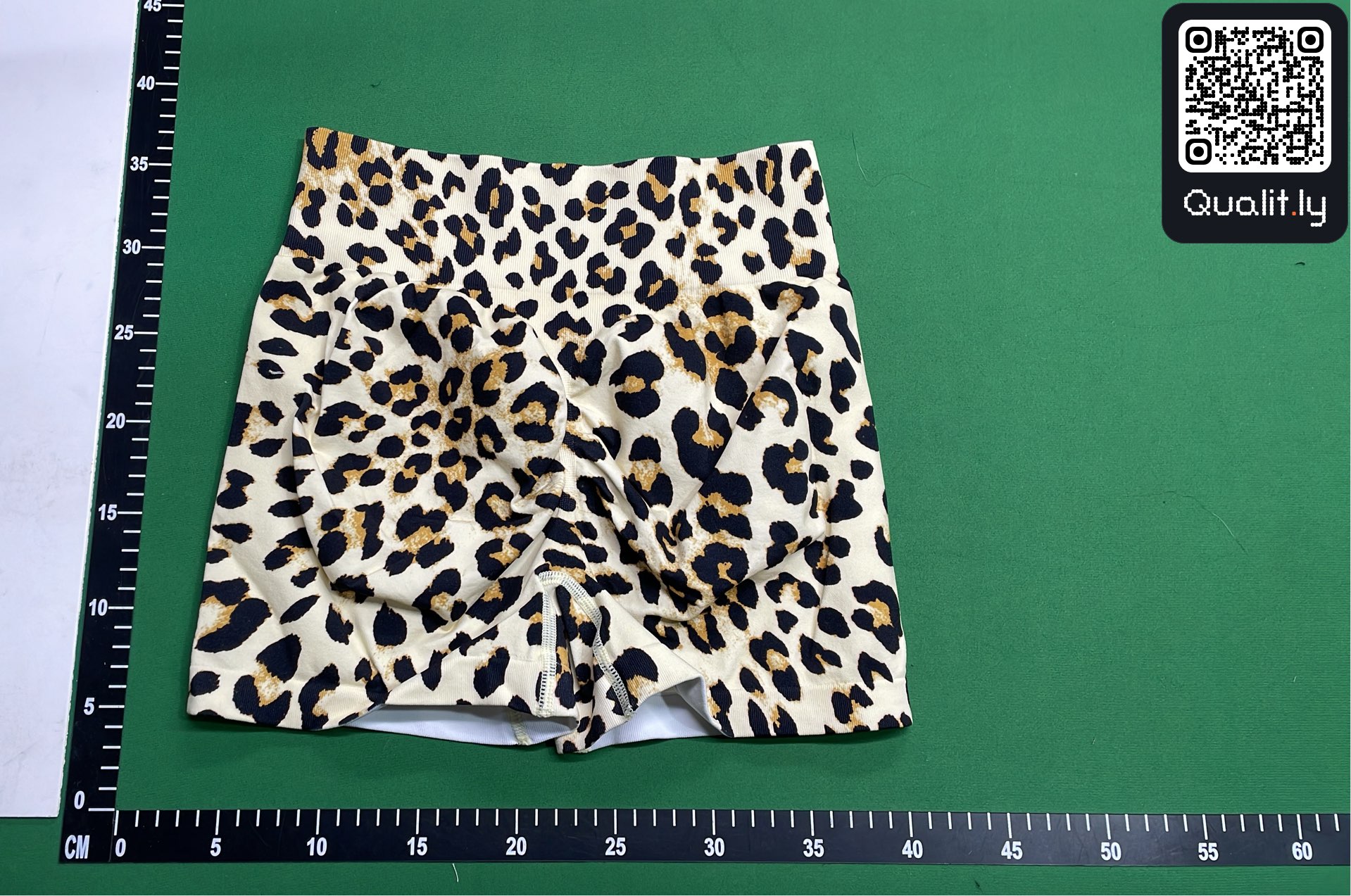 Shorts QC photo 3 of 4