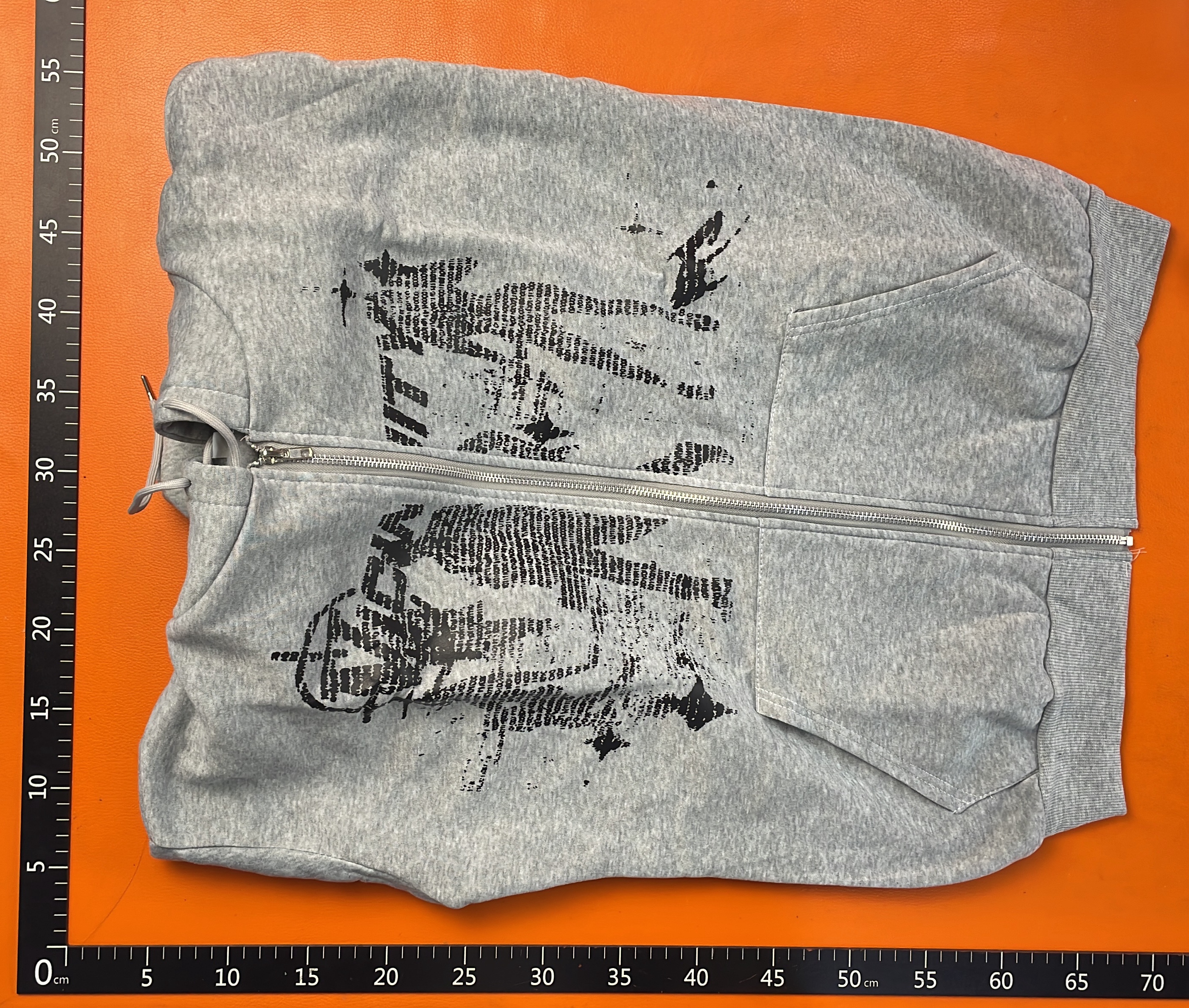 Hoodie QC photo 2 of 66