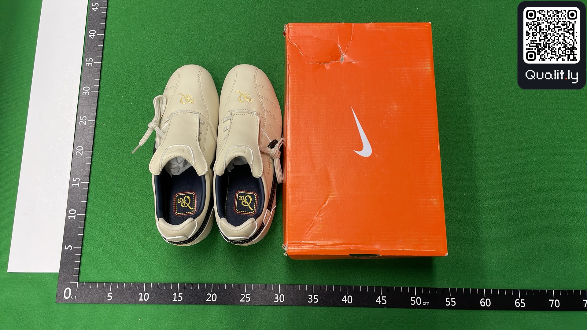 球鞋 QC 照片 1 / 12