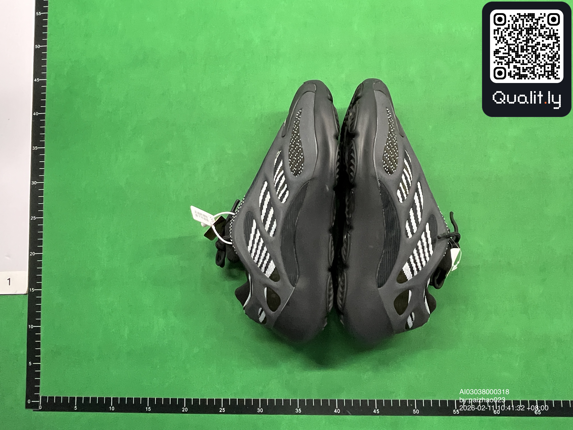 Sneaker — QC-Foto 2 von 68