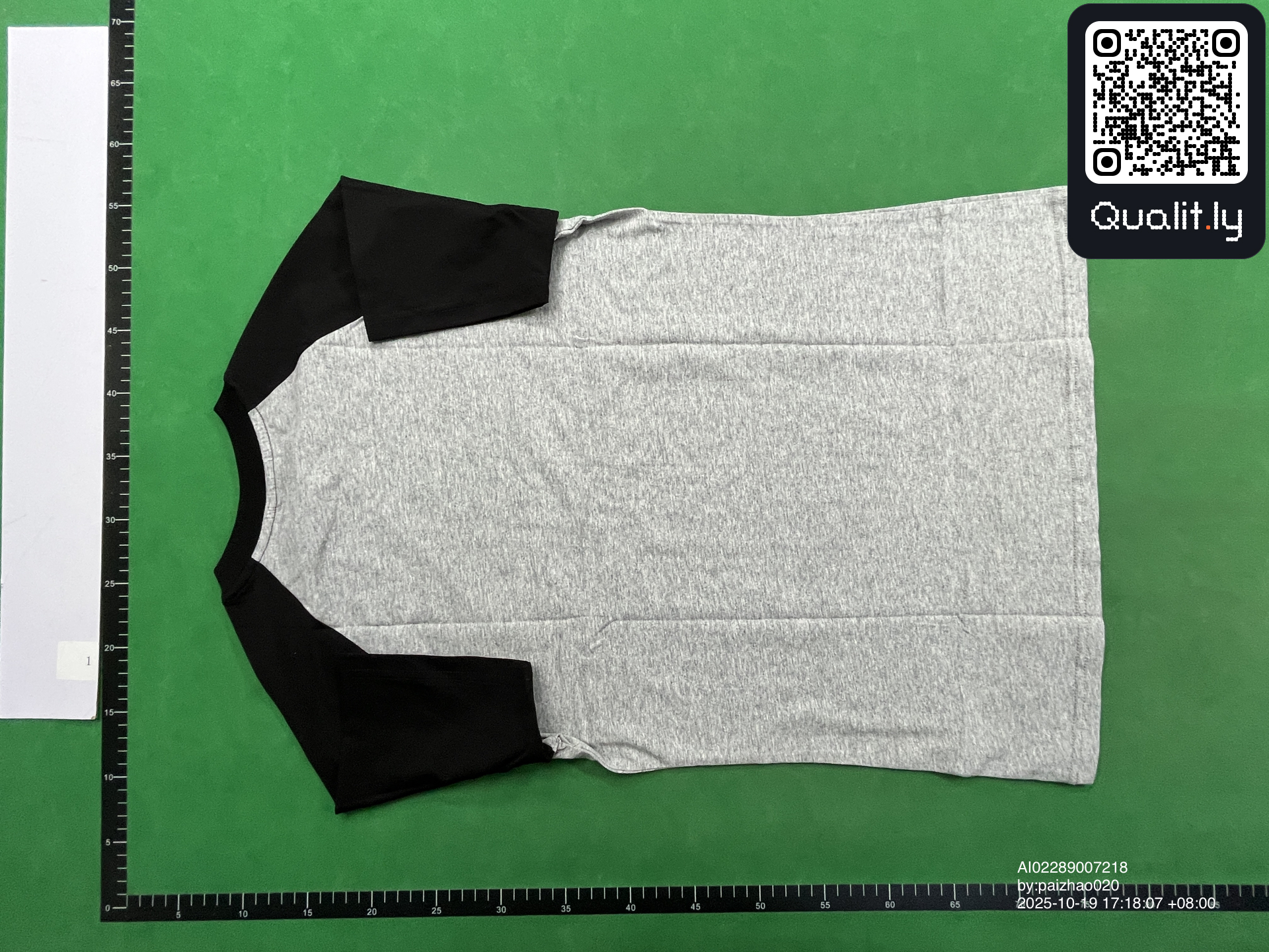 T-shirt — QC-foto 2 av 4