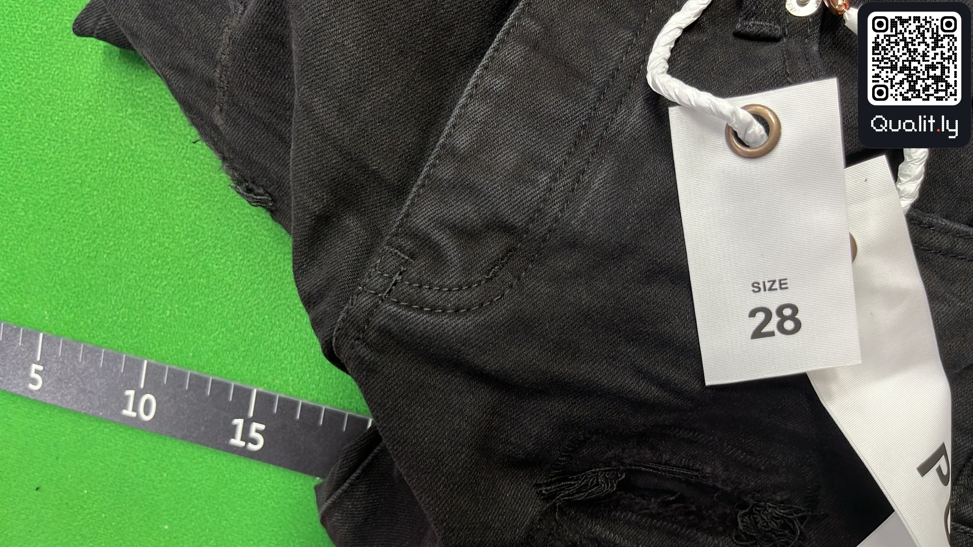 Jeans — QC-foto 1 van 38