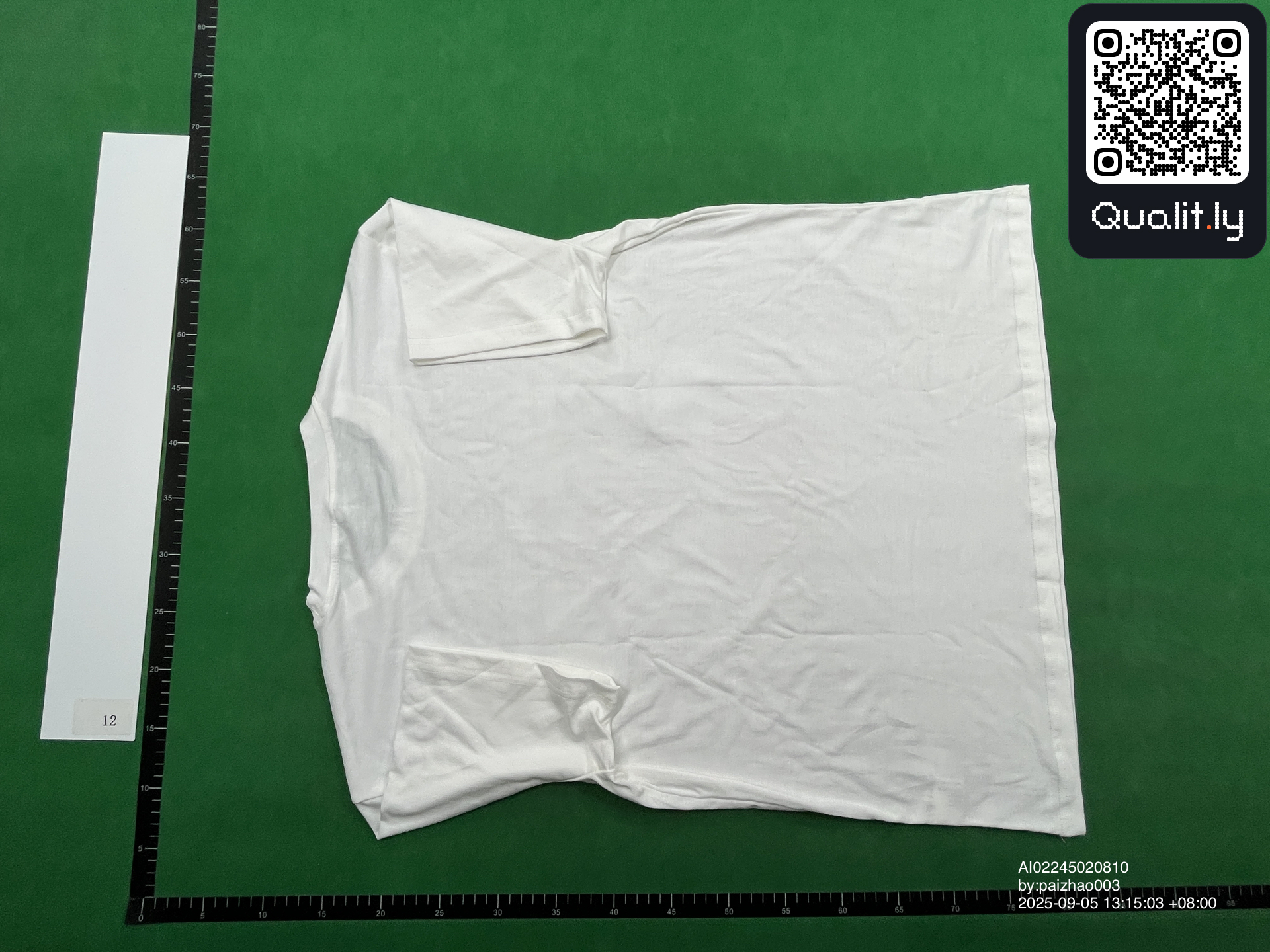 Tricou — fotografie QC 2 din 4
