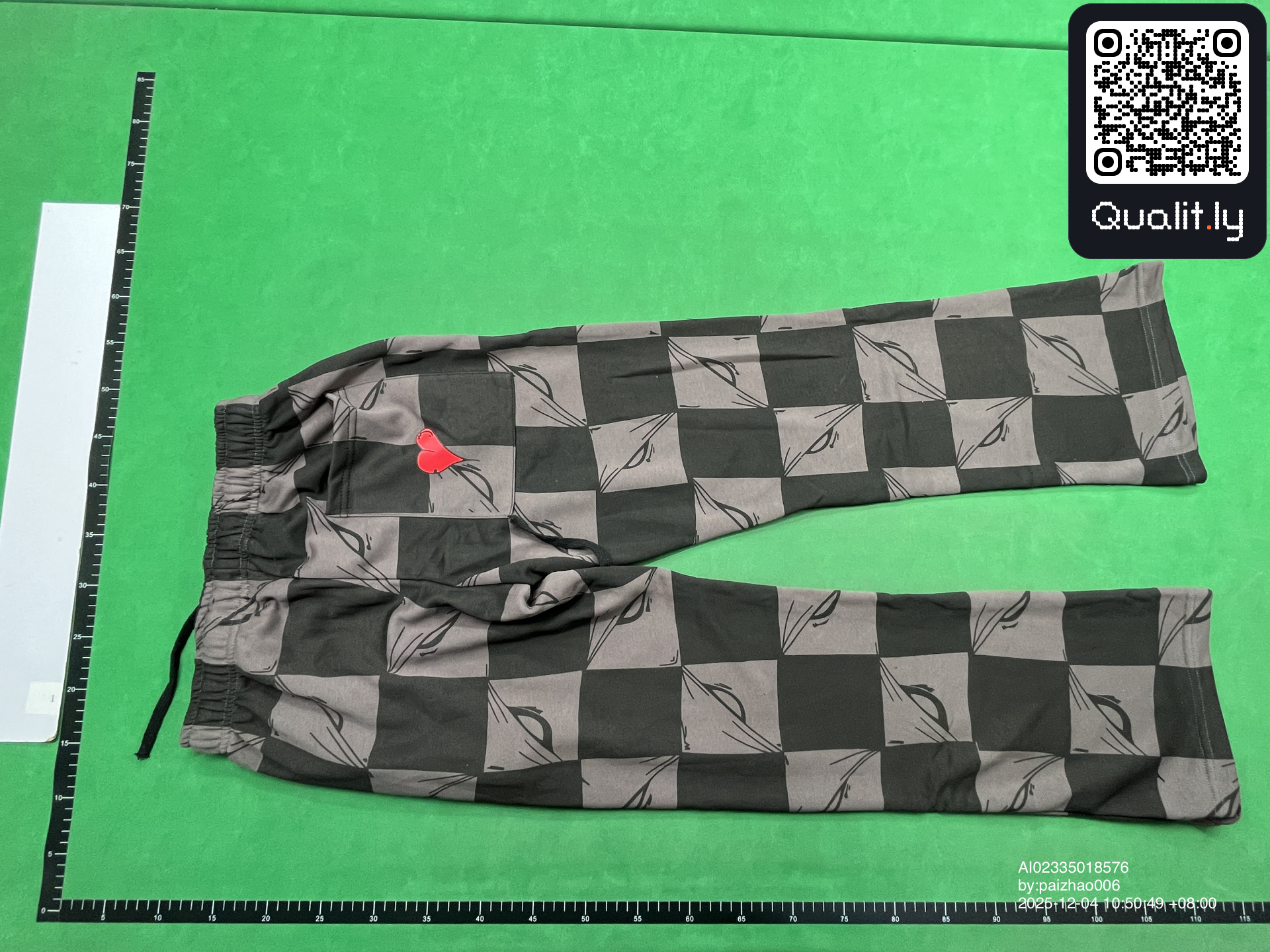 Pantalon — photo QC 2 sur 18