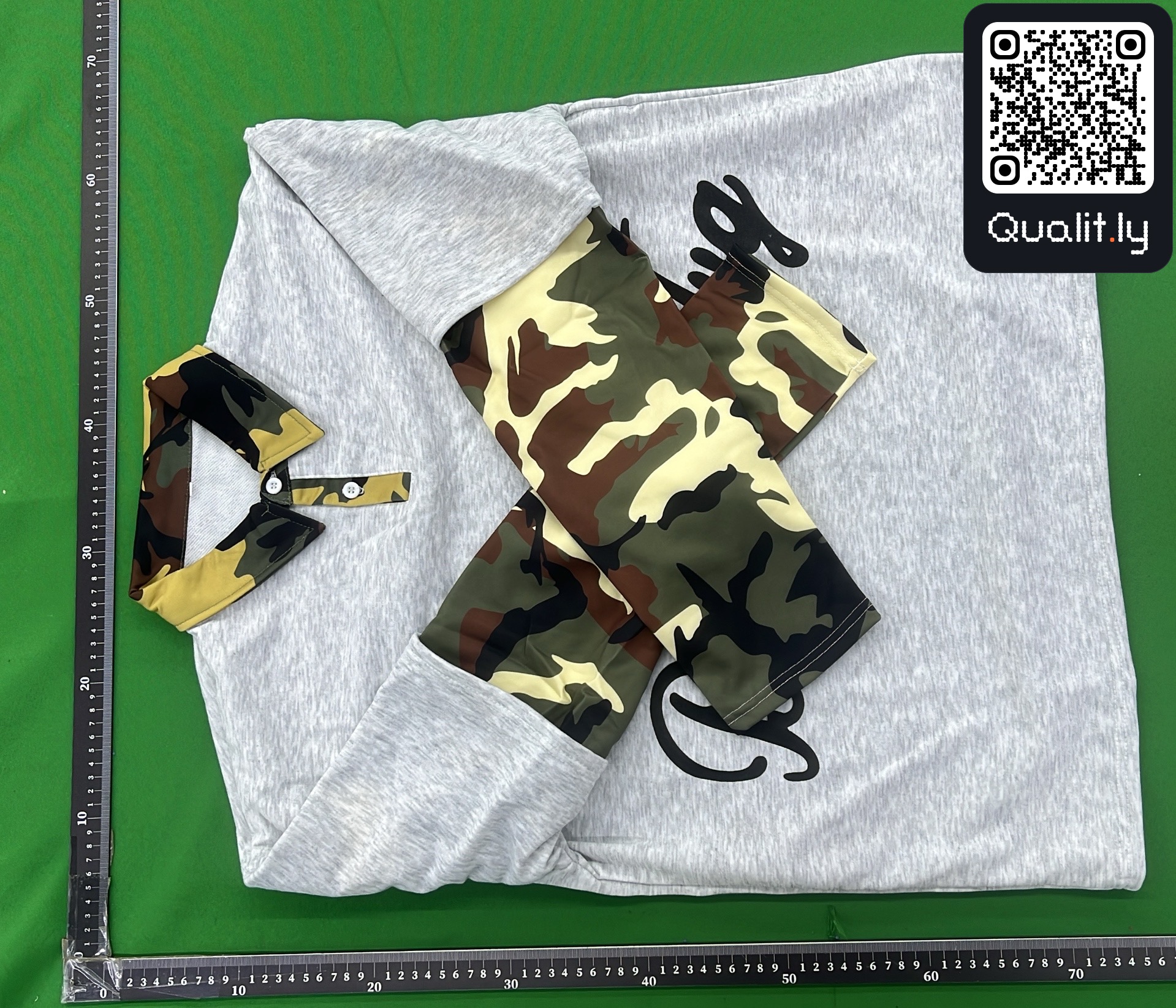 Sweatshirt QC photo 3 of 4