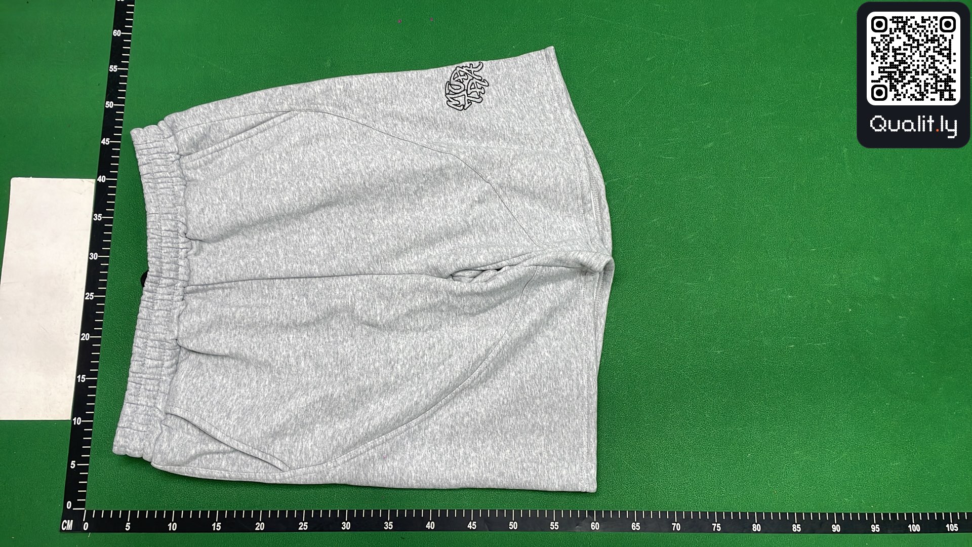 Hoodie QC photo 2 of 16