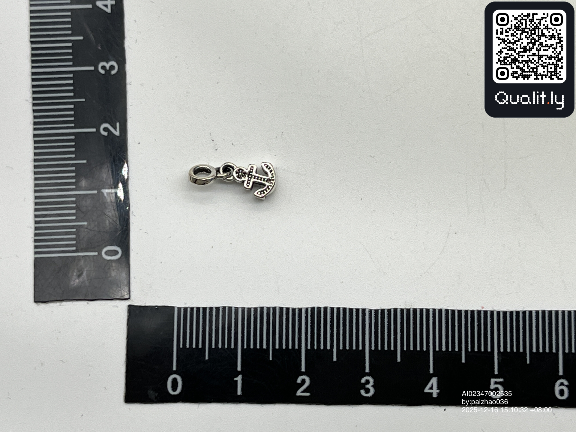 Schmuck — QC-Foto 2 von 3