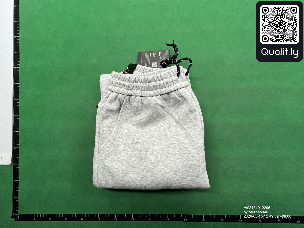 Camisola com capuz — foto QC 1 de 21