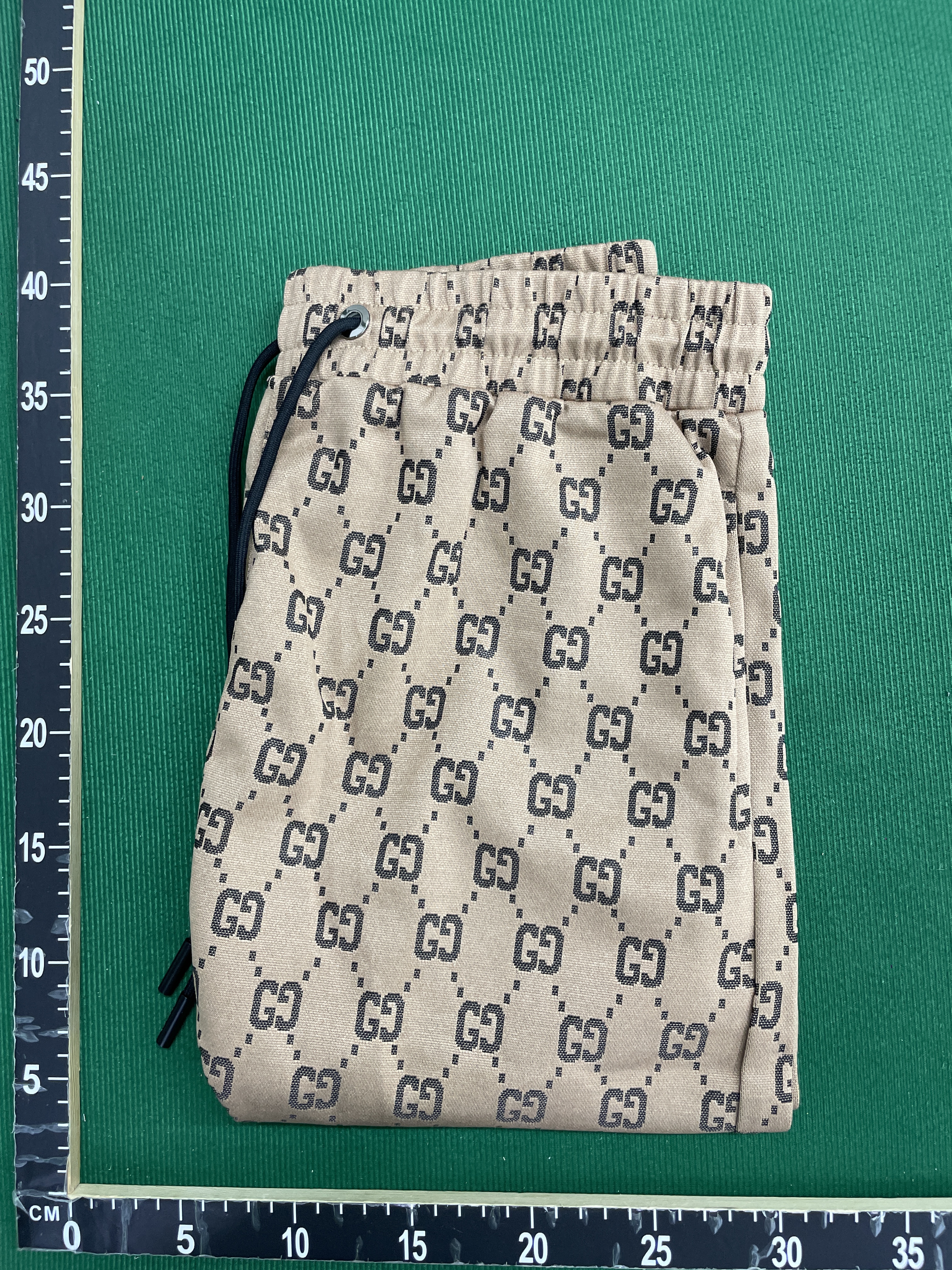T-shirt — foto QC 1 de 28