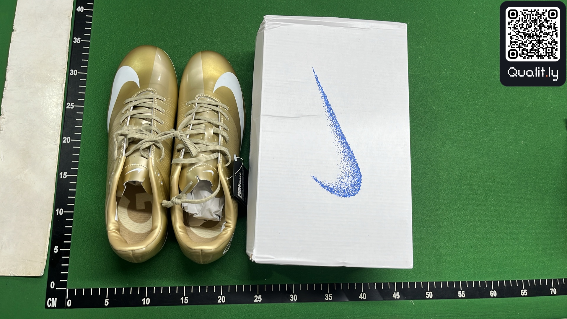 Sneakers — QC-foto 1 av 6