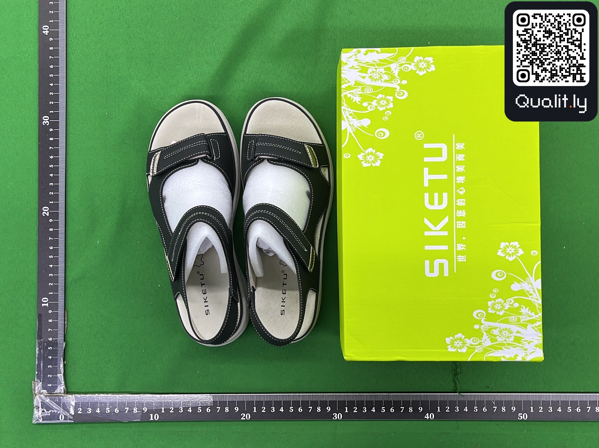 Claquettes — photo QC 3 sur 6