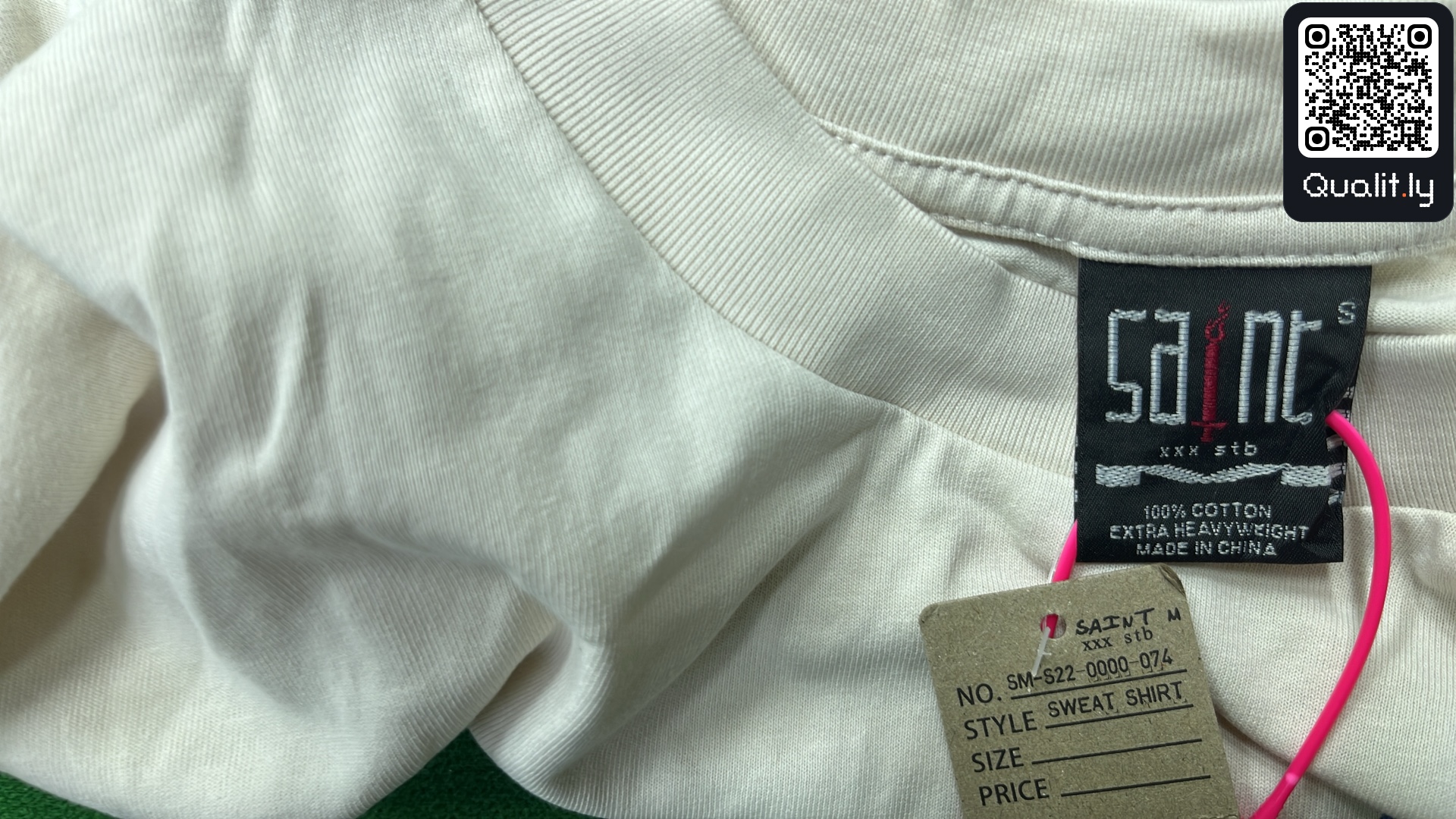 Tricou — fotografie QC 1 din 4