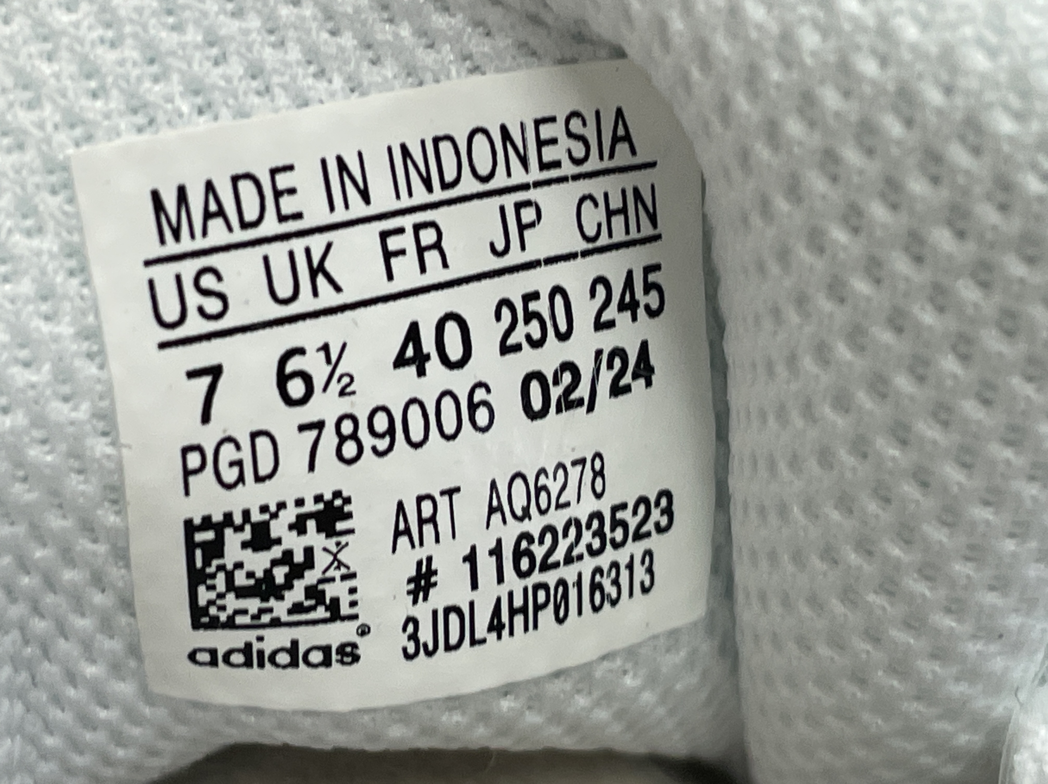 Pantofi sport — fotografie QC 1 din 6