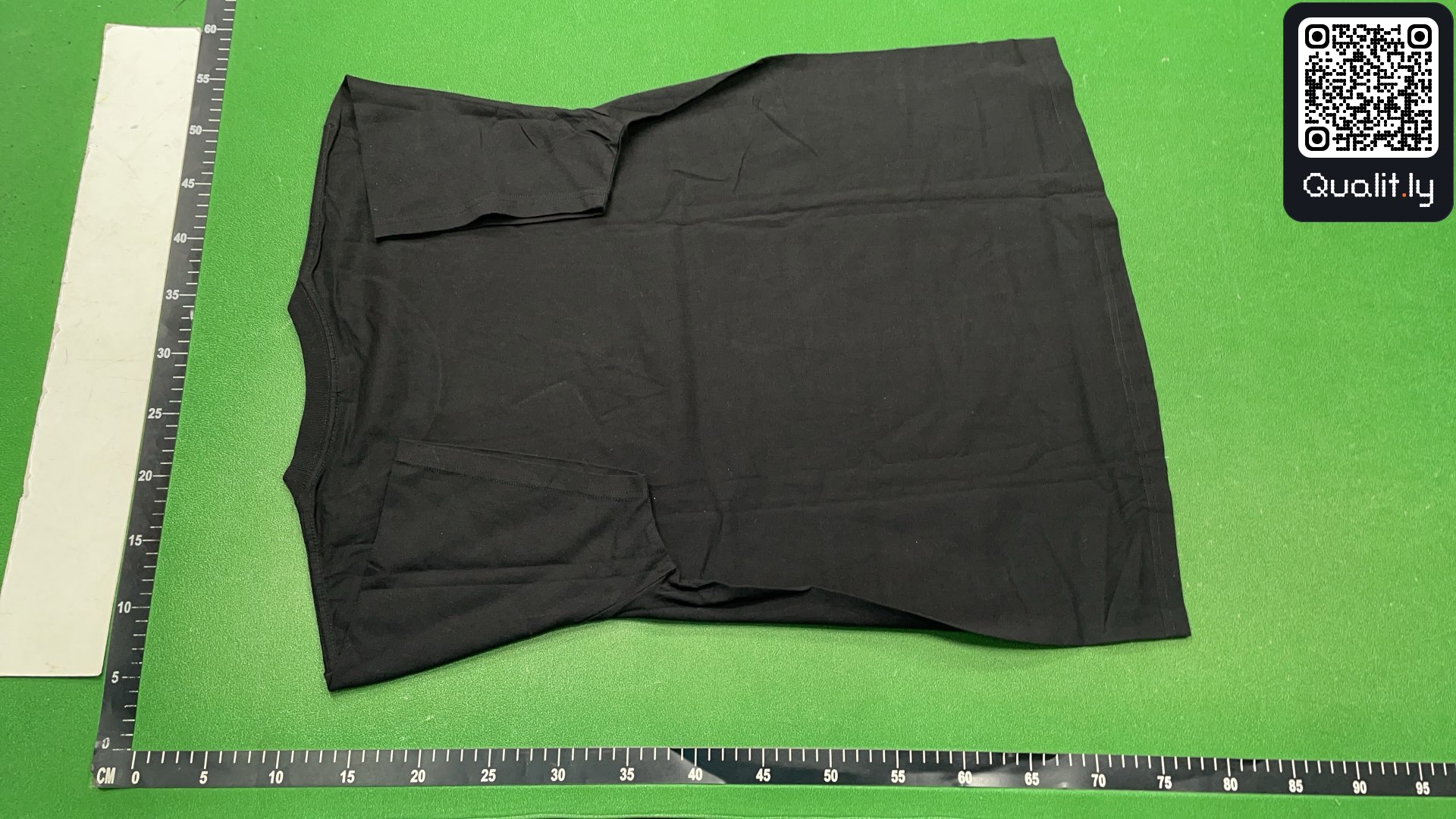 Sweater QC photo 3 of 4