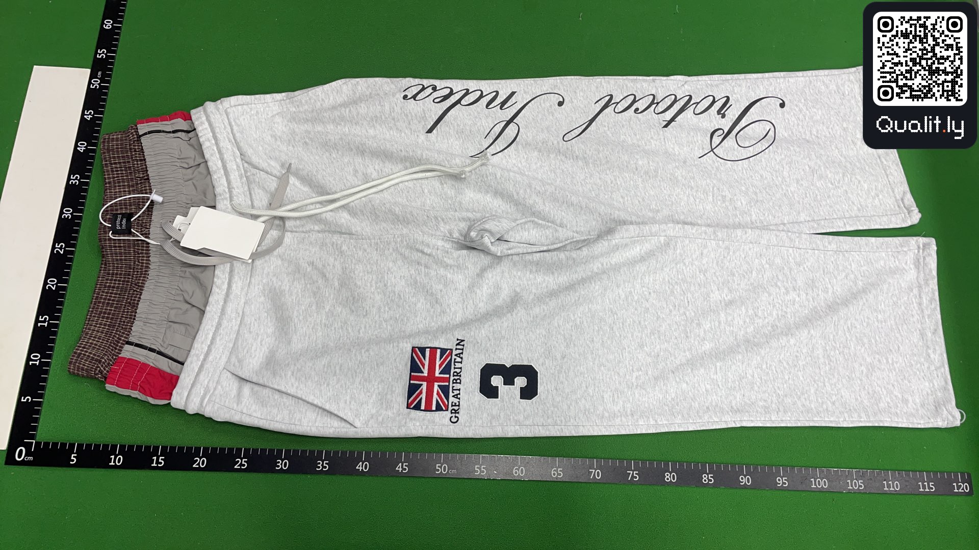 Pants QC photo 2 of 8