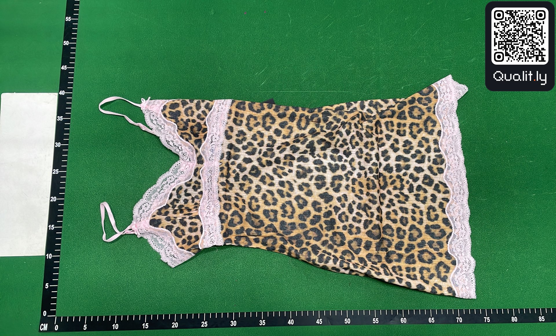 Short — photo QC 2 sur 4