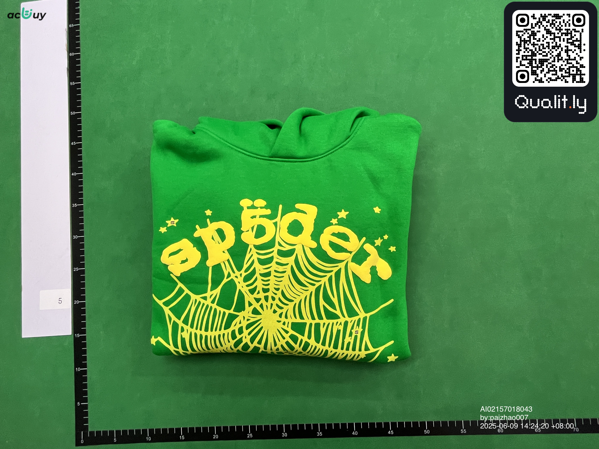 Hoodie QC photo 1 of 4