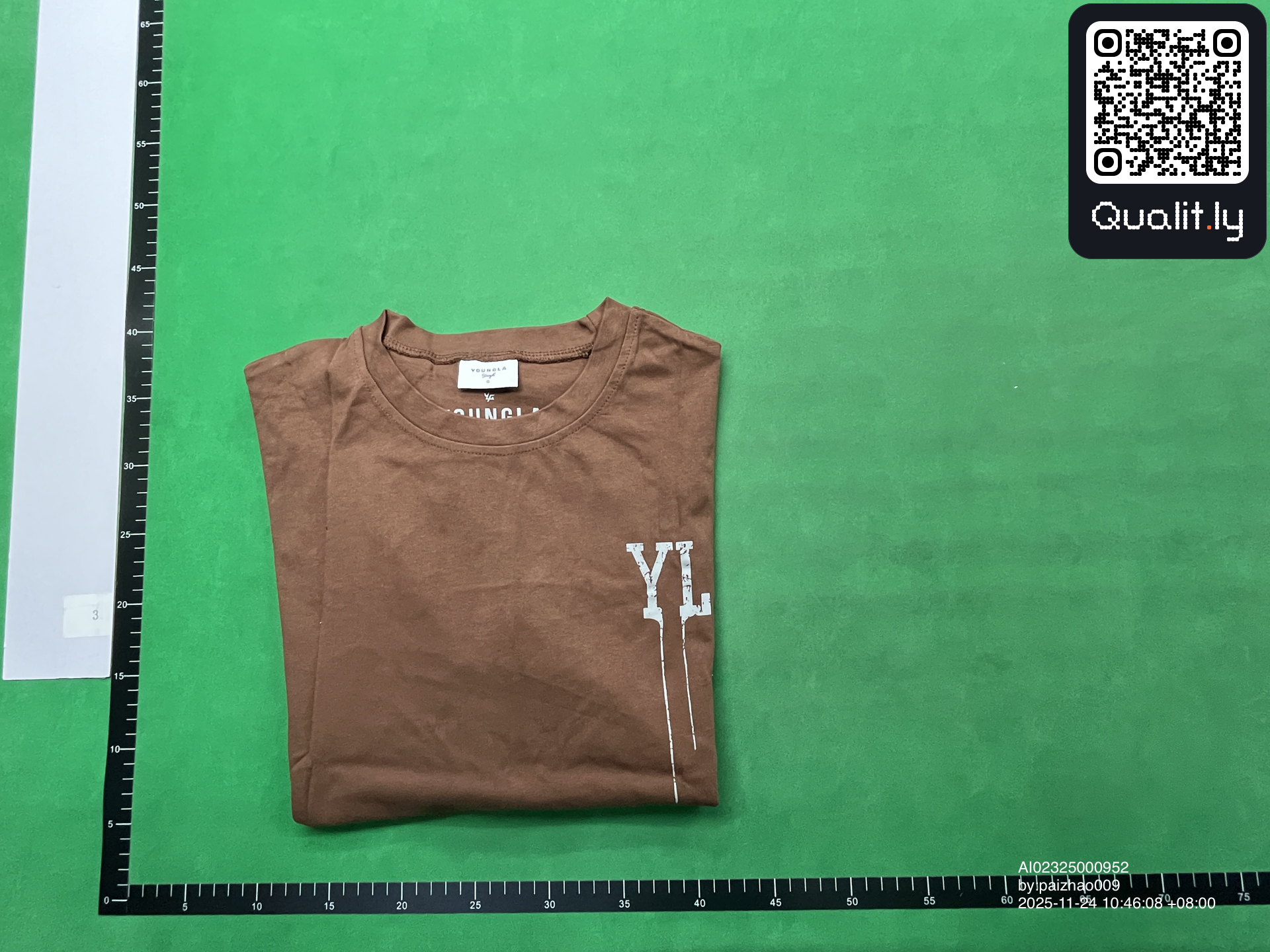 T-shirt — QC-foto 1 av 30