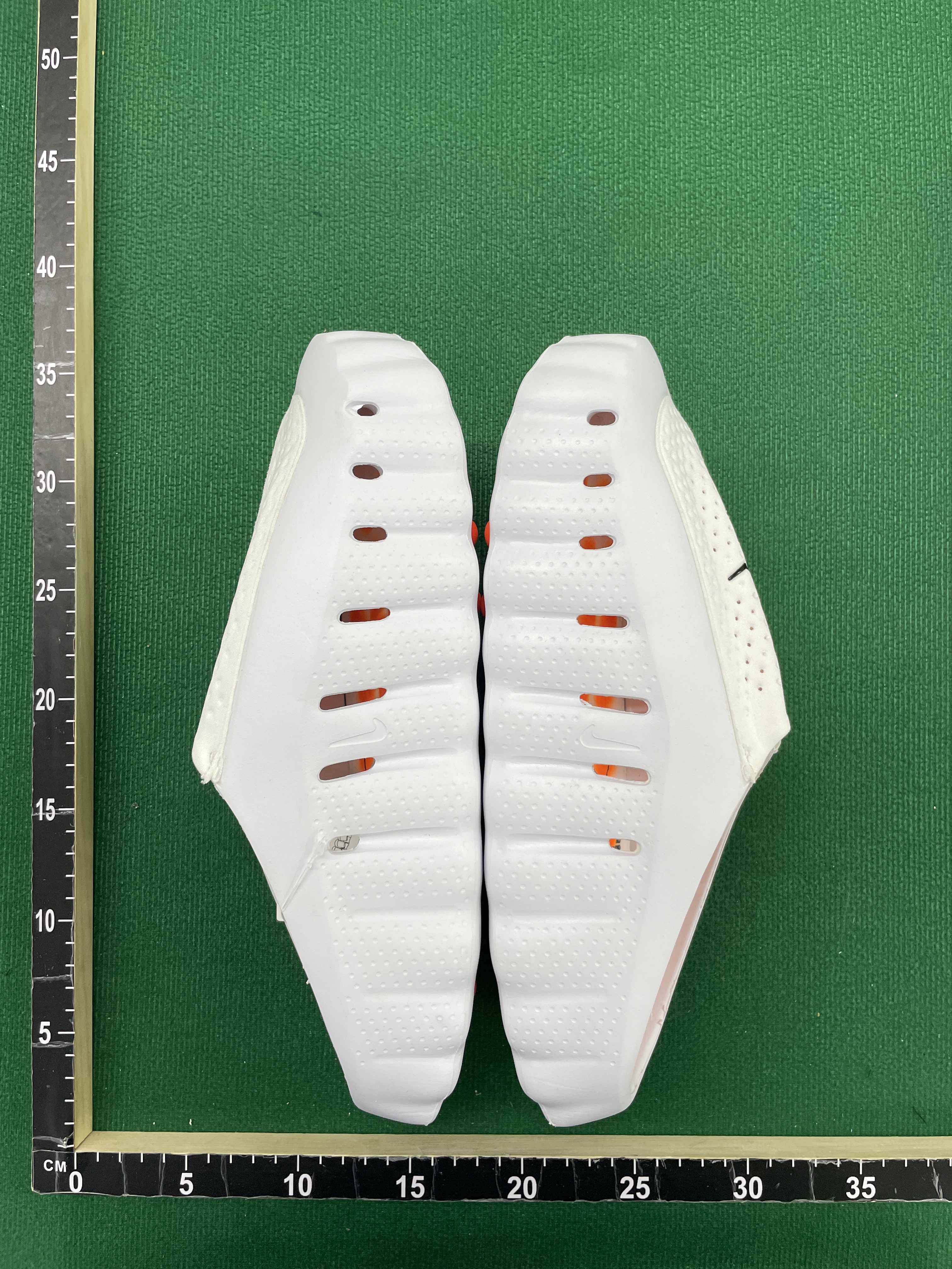 拖鞋 QC 照片 2 / 6