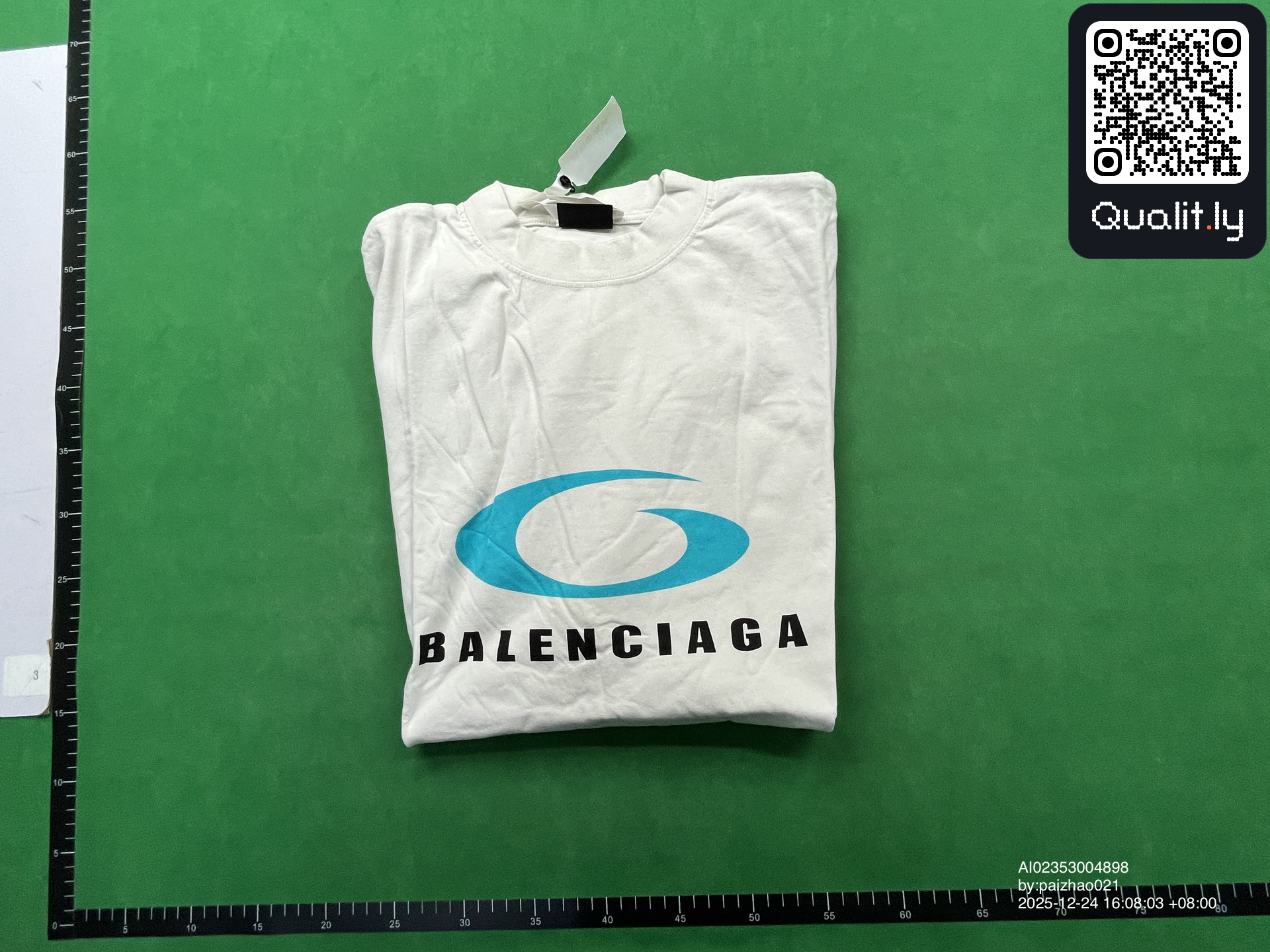 T-shirt QC photo 1 of 4