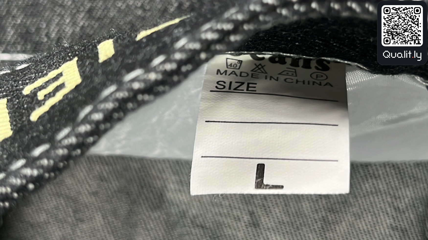Jeans — foto QC 1 di 12