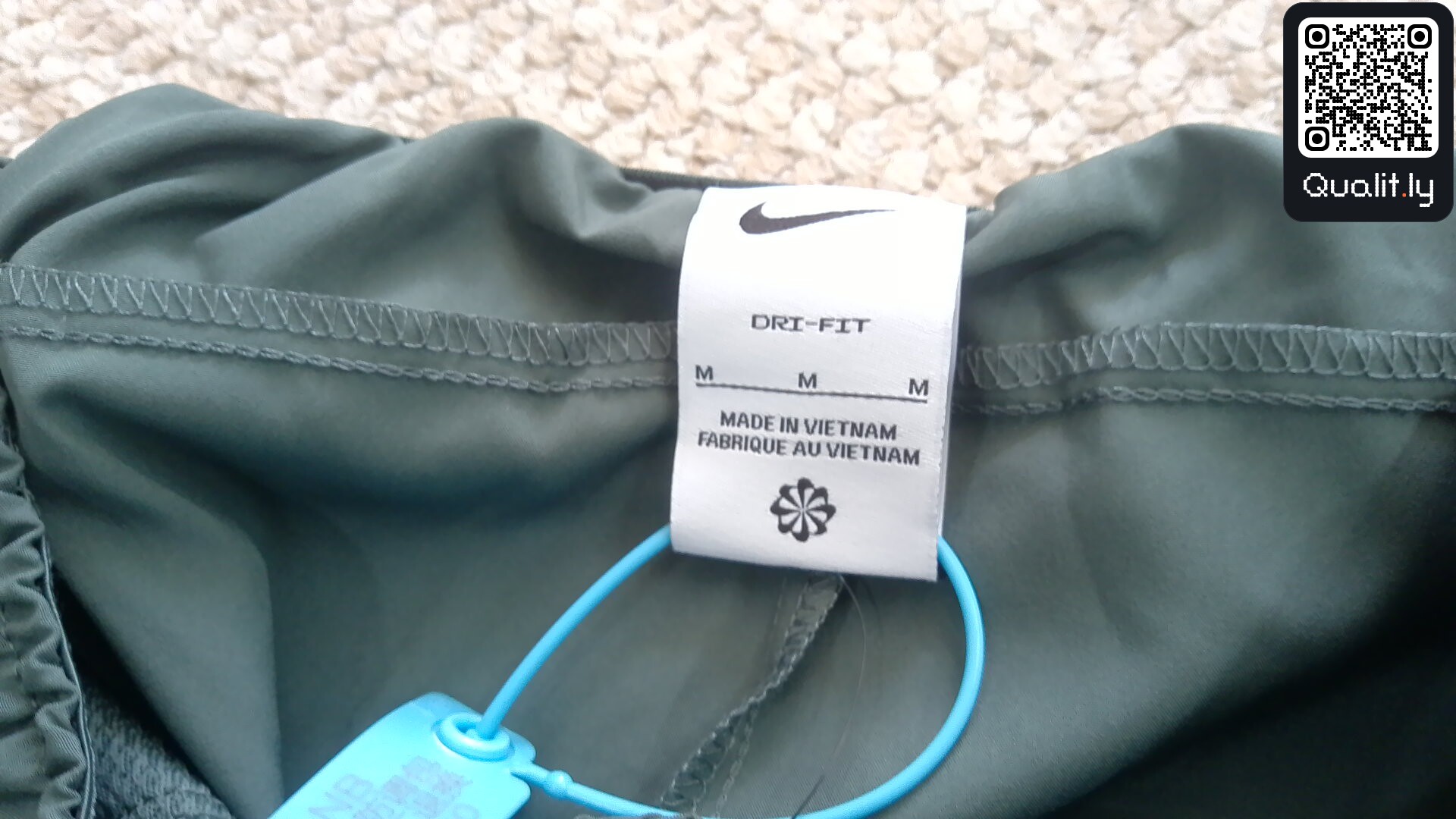 Pantaloncini — foto QC 2 di 8