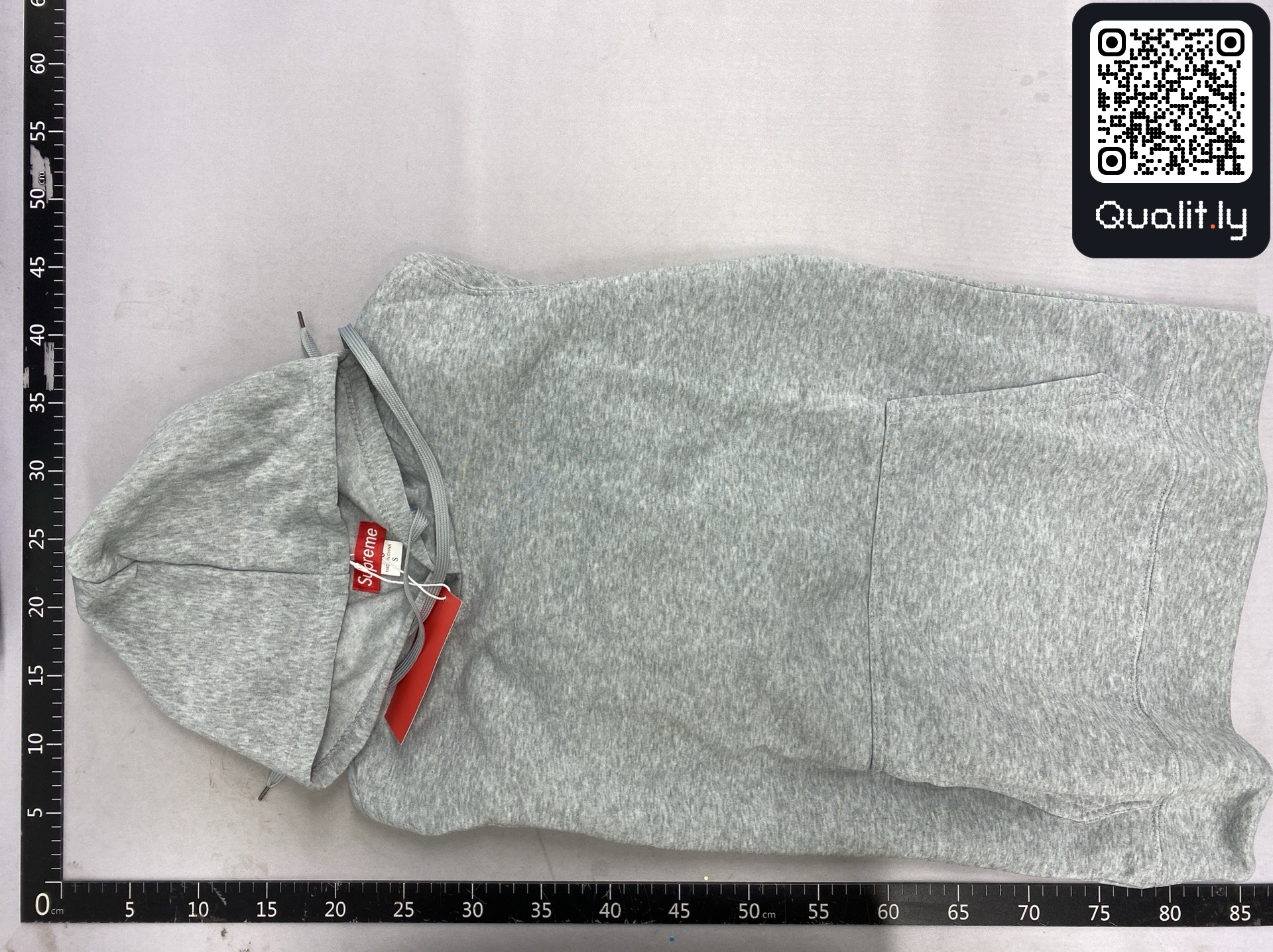 Hoodie QC photo 3 of 28