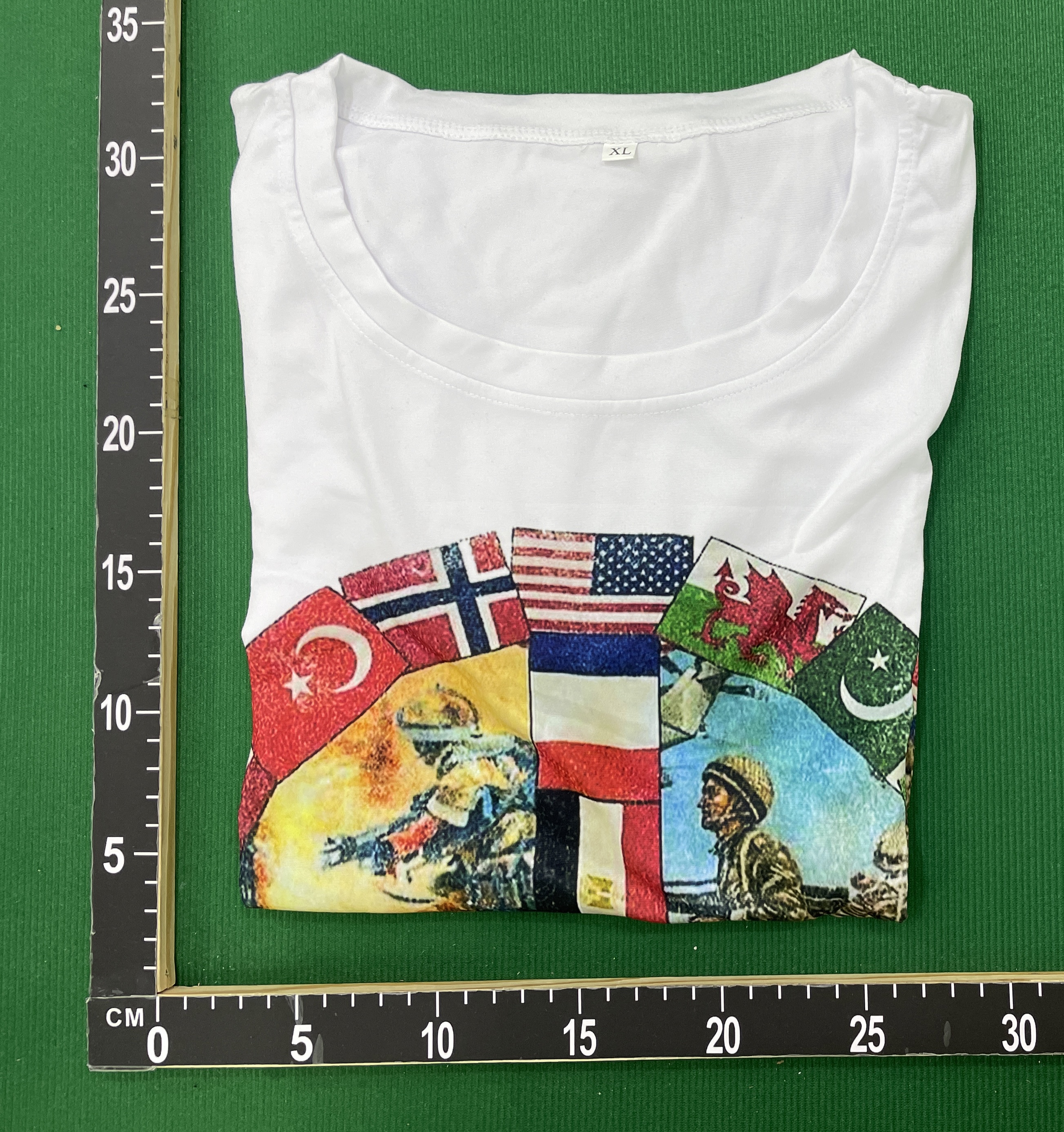 Pullover — QC-Foto 2 von 37