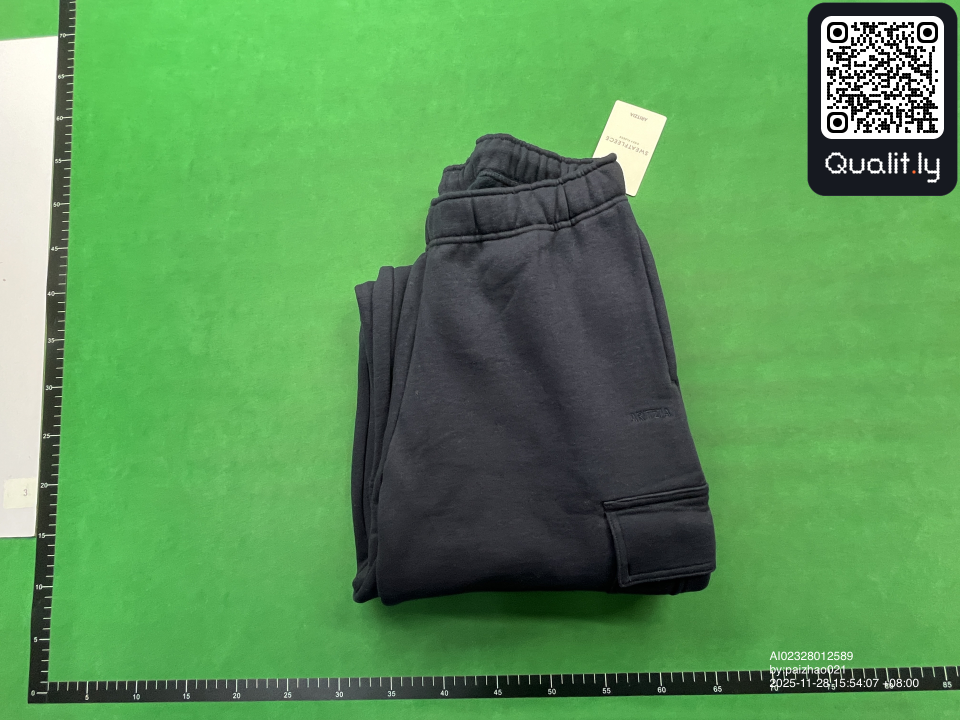 长裤 QC 照片 1 / 4