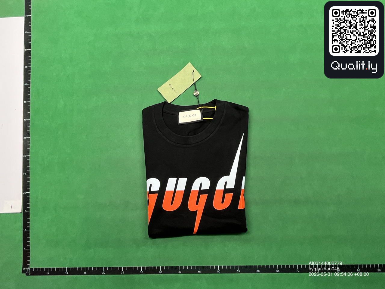 T-shirt — foto QC 1 di 118