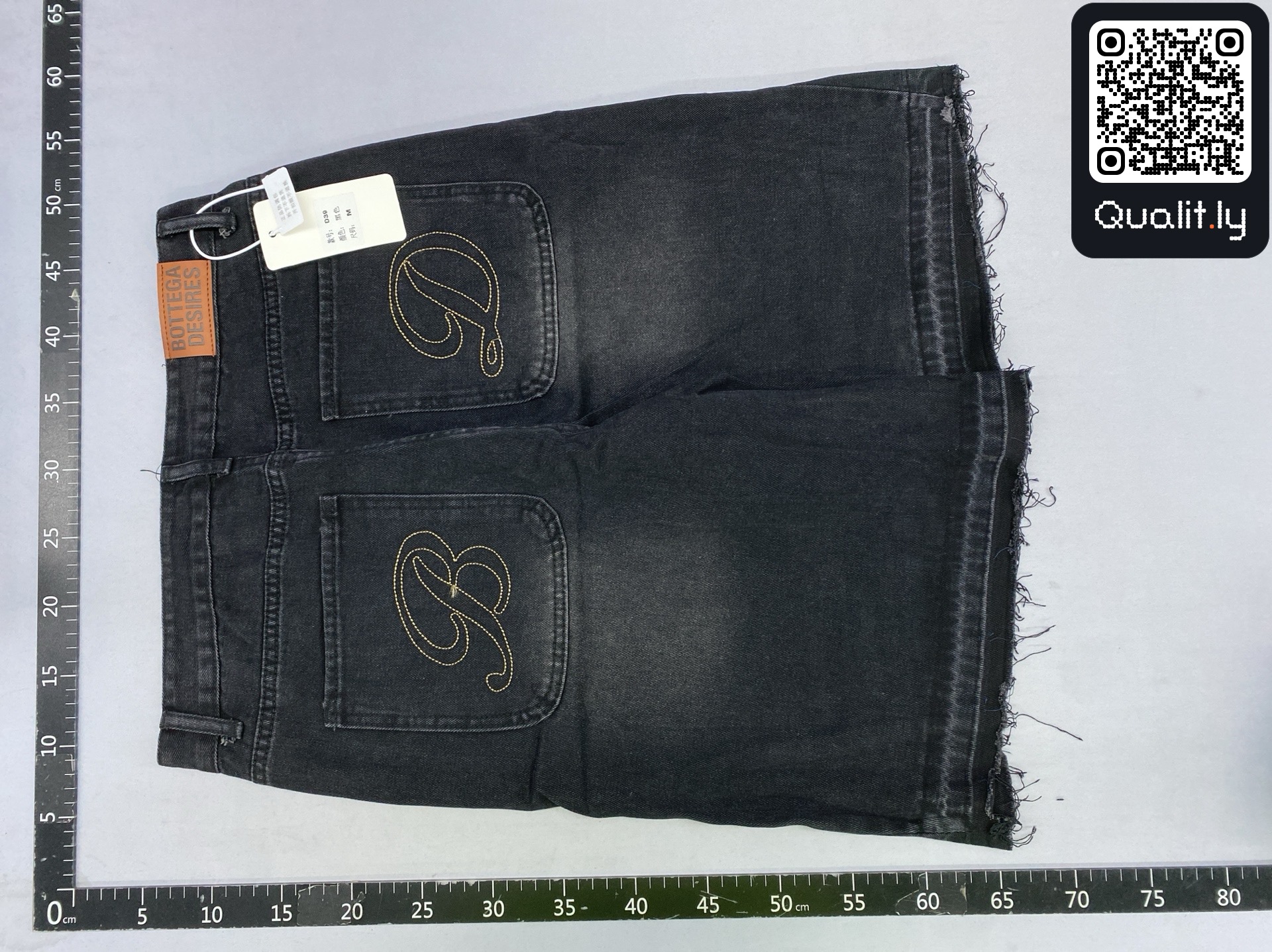 Jeans QC photo 3 of 12