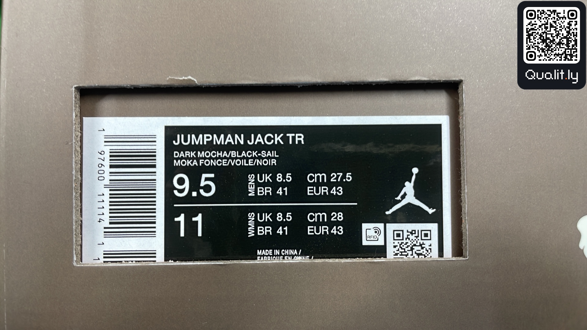 Sneakers — QC-foto 2 van 12