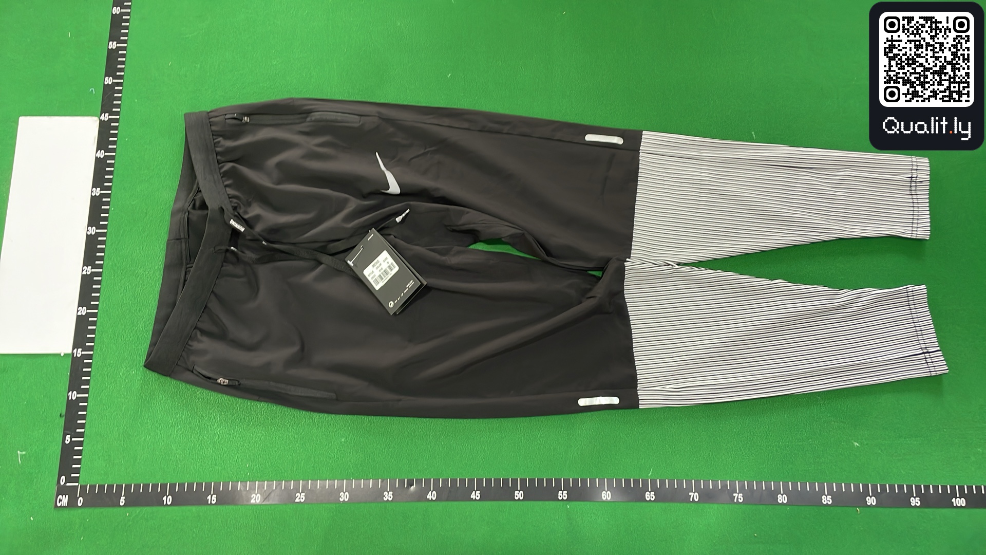 Pants QC photo 2 of 8
