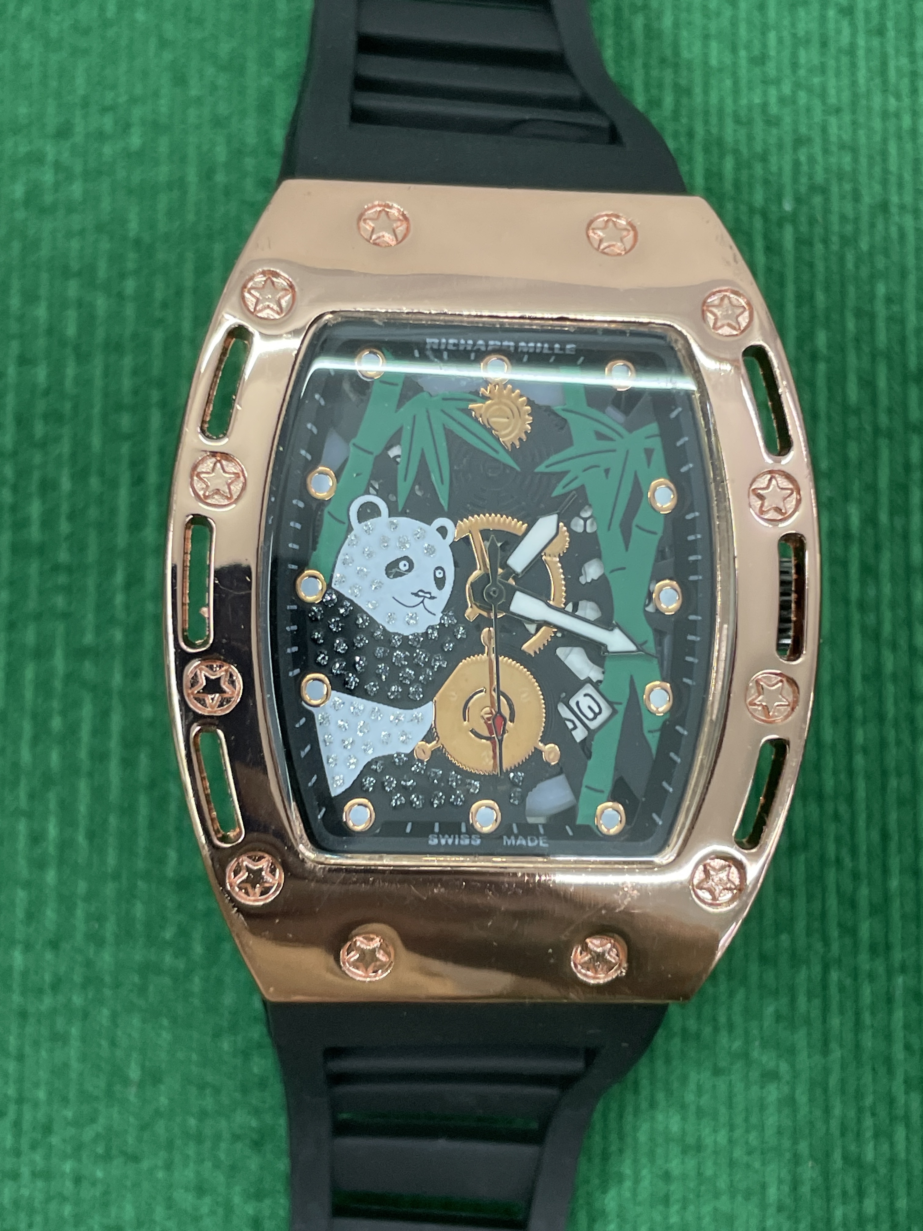 Orologio — foto QC 3 di 101