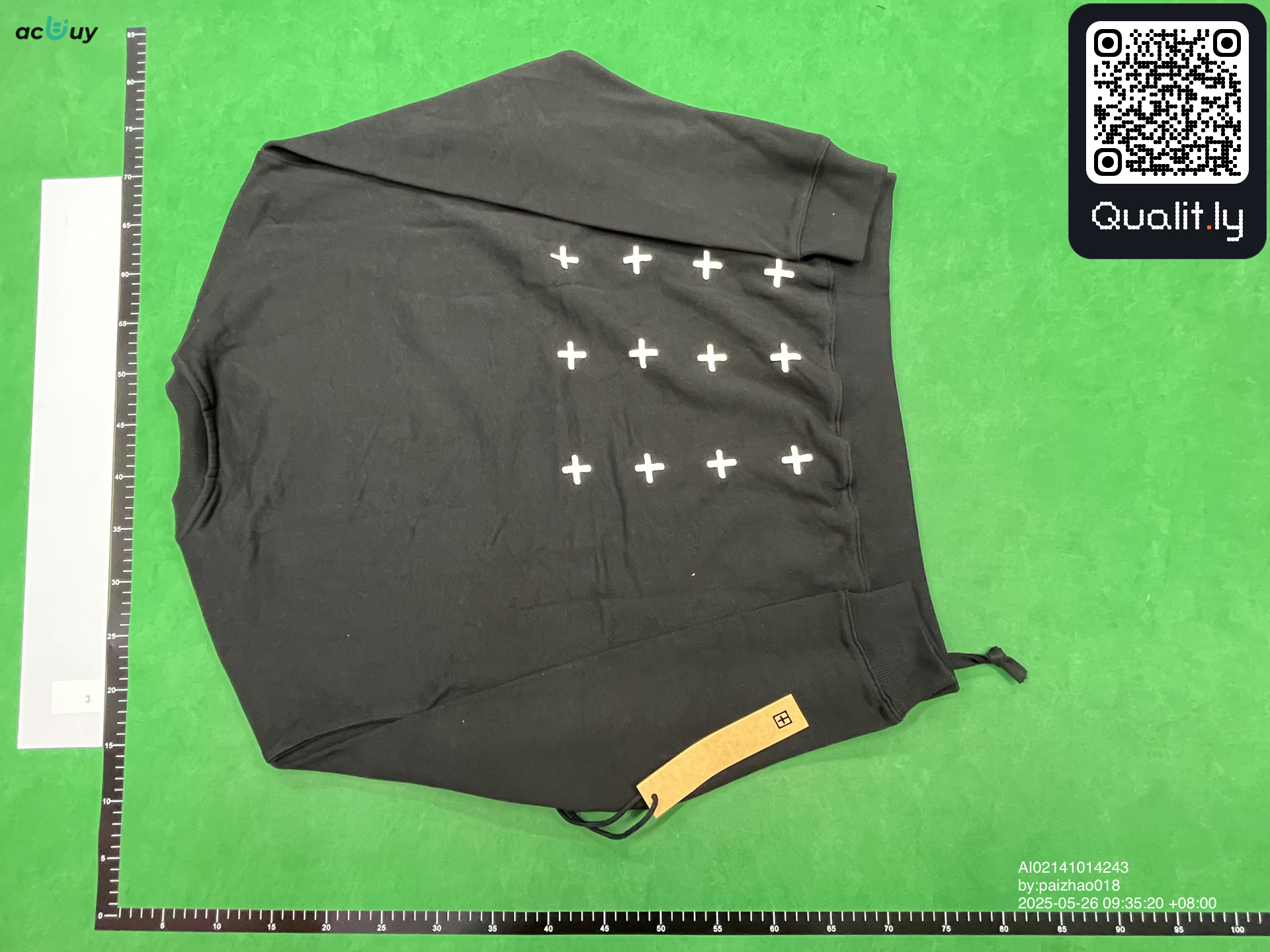 Sweat — photo QC 2 sur 4