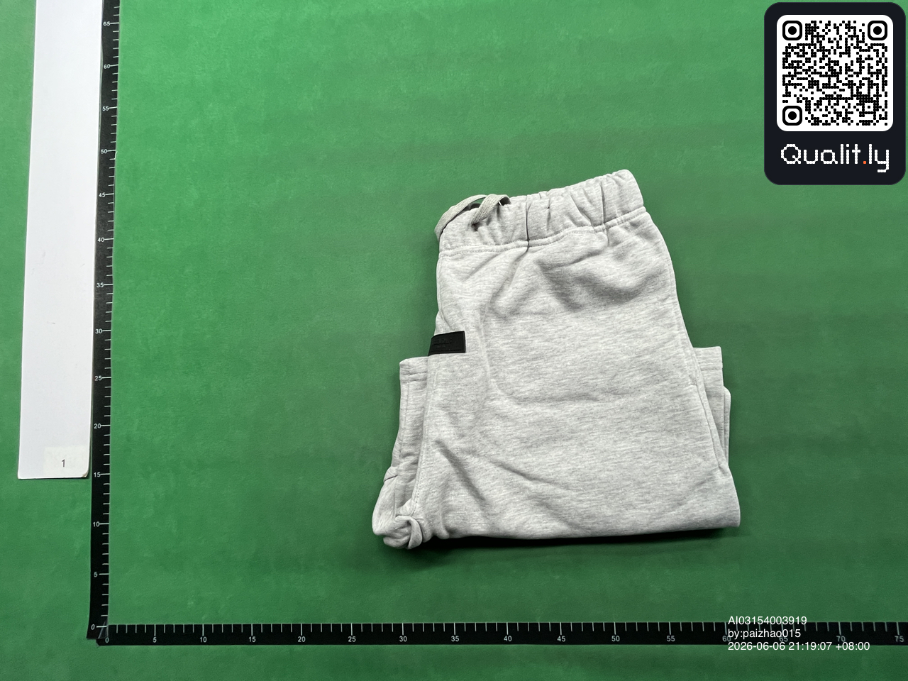 T-shirt — QC-foto 1 van 64