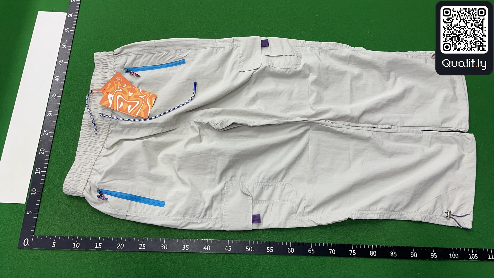 长裤 QC 照片 2 / 4