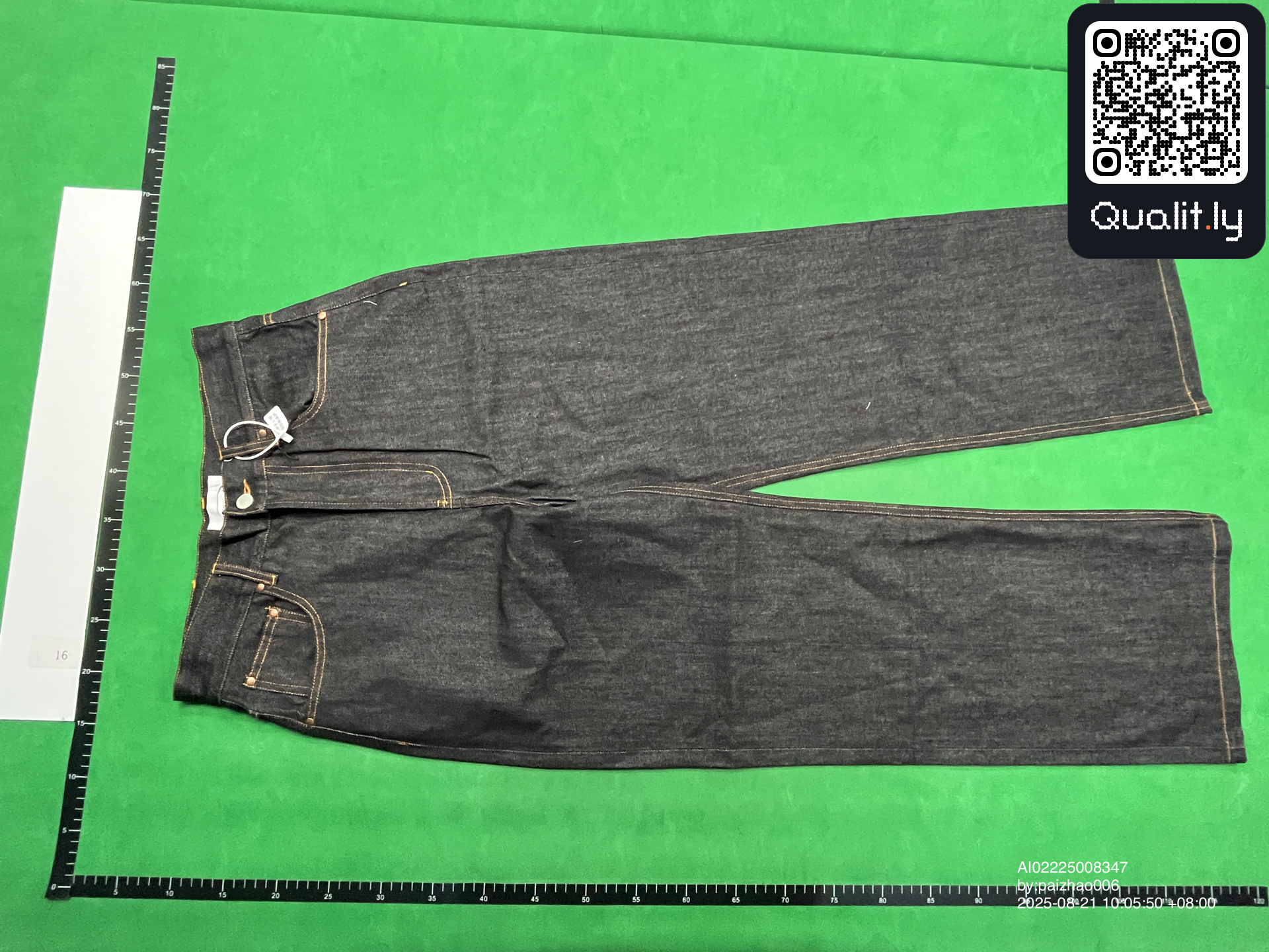 Jeans QC photo 3 of 8