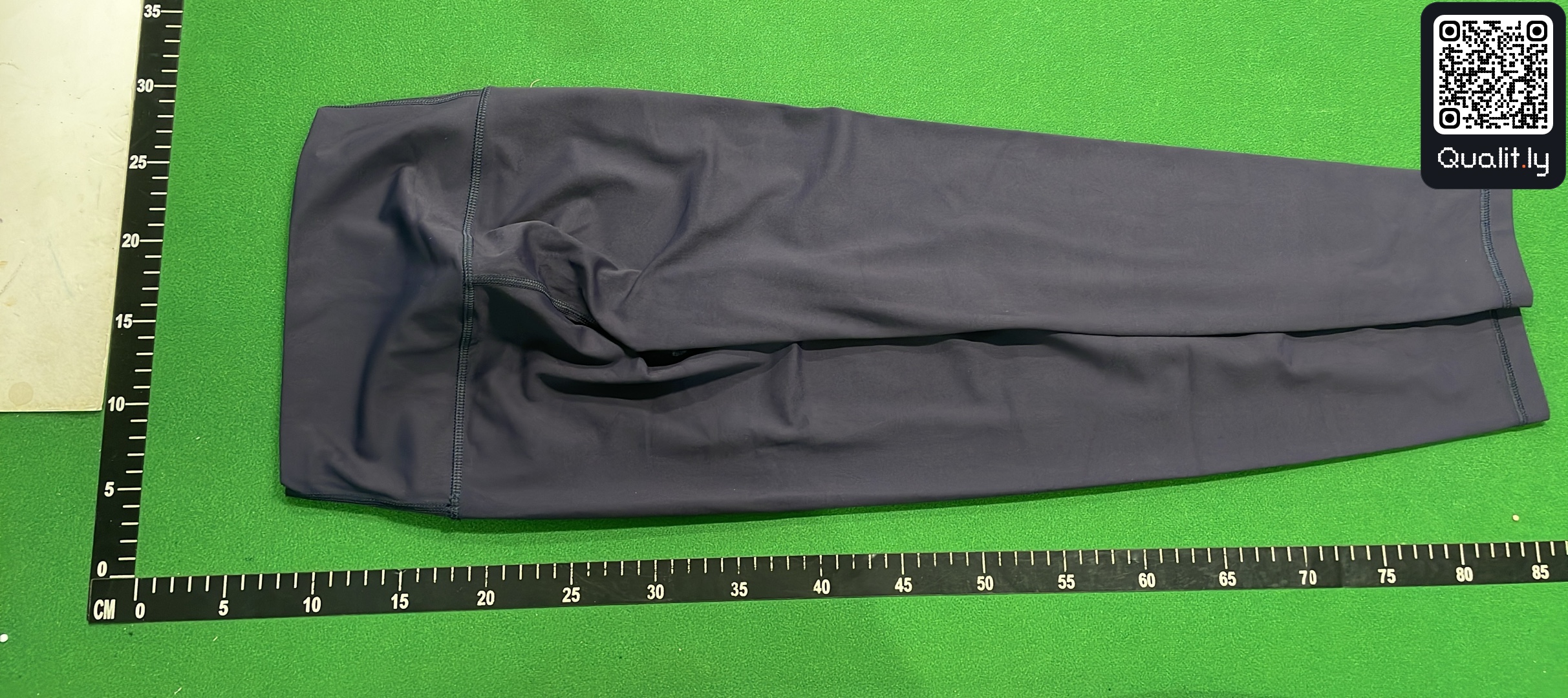 Pantalon — photo QC 2 sur 8