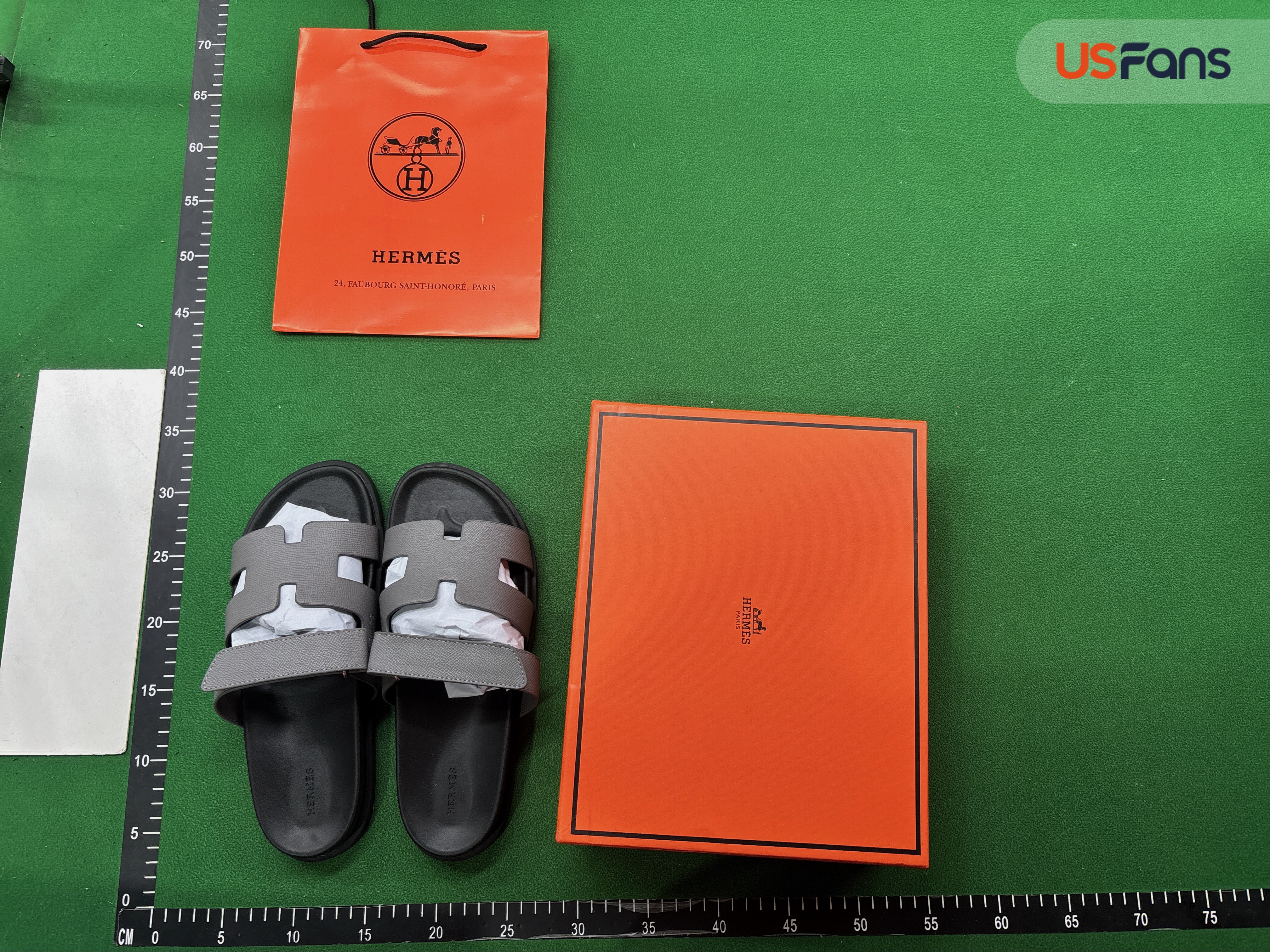 Slides QC photo 1 of 5