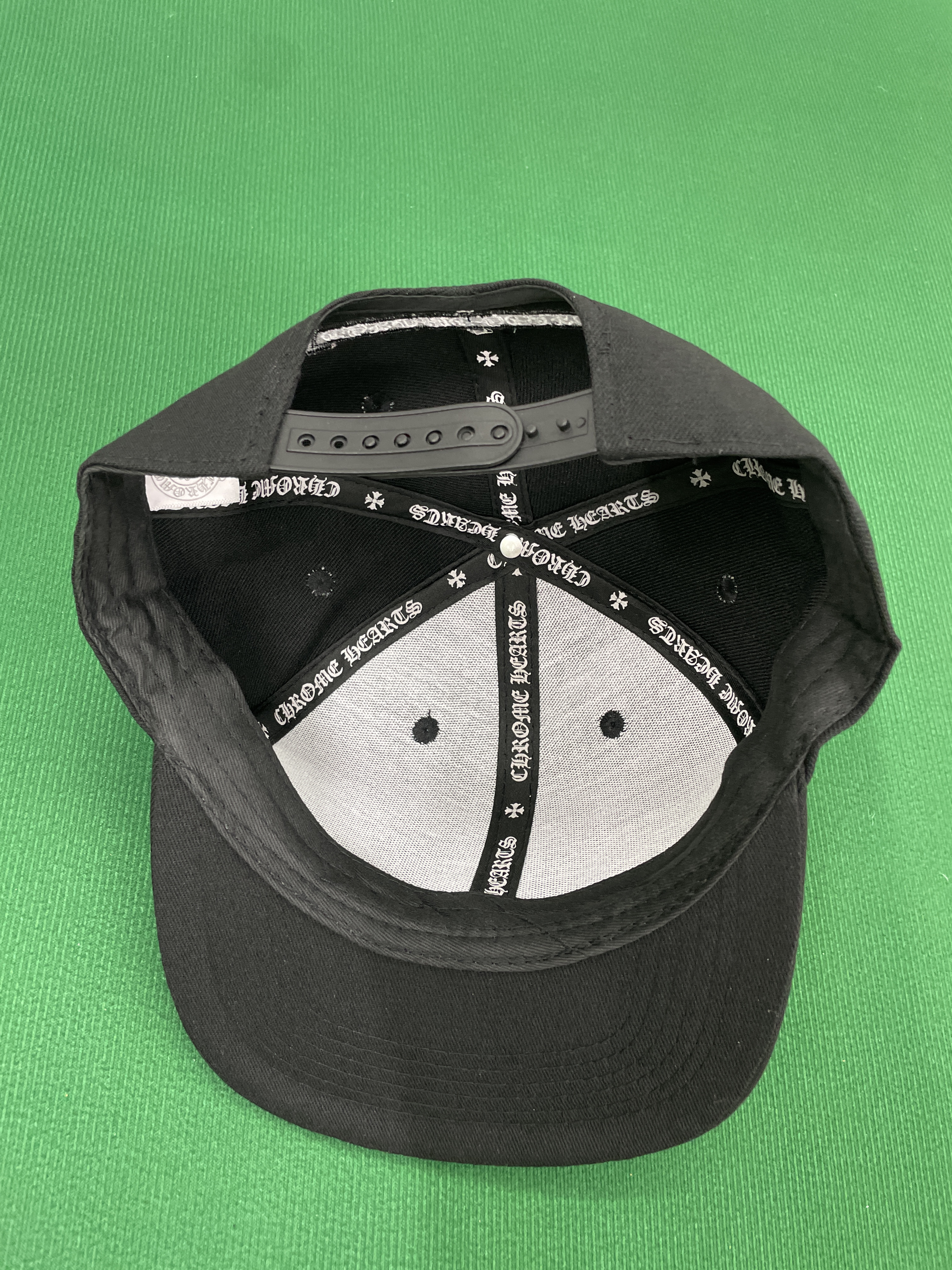 Cappellino — foto QC 2 di 50