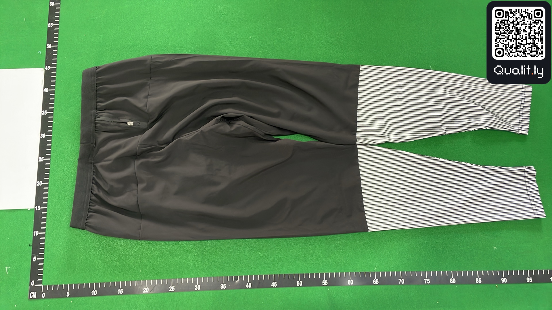Pants QC photo 3 of 8