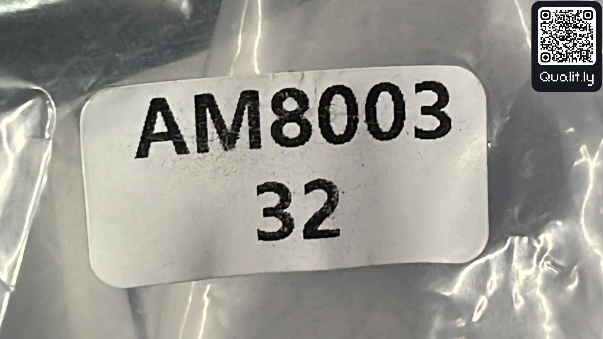 Jeans QC photo 1 of 80